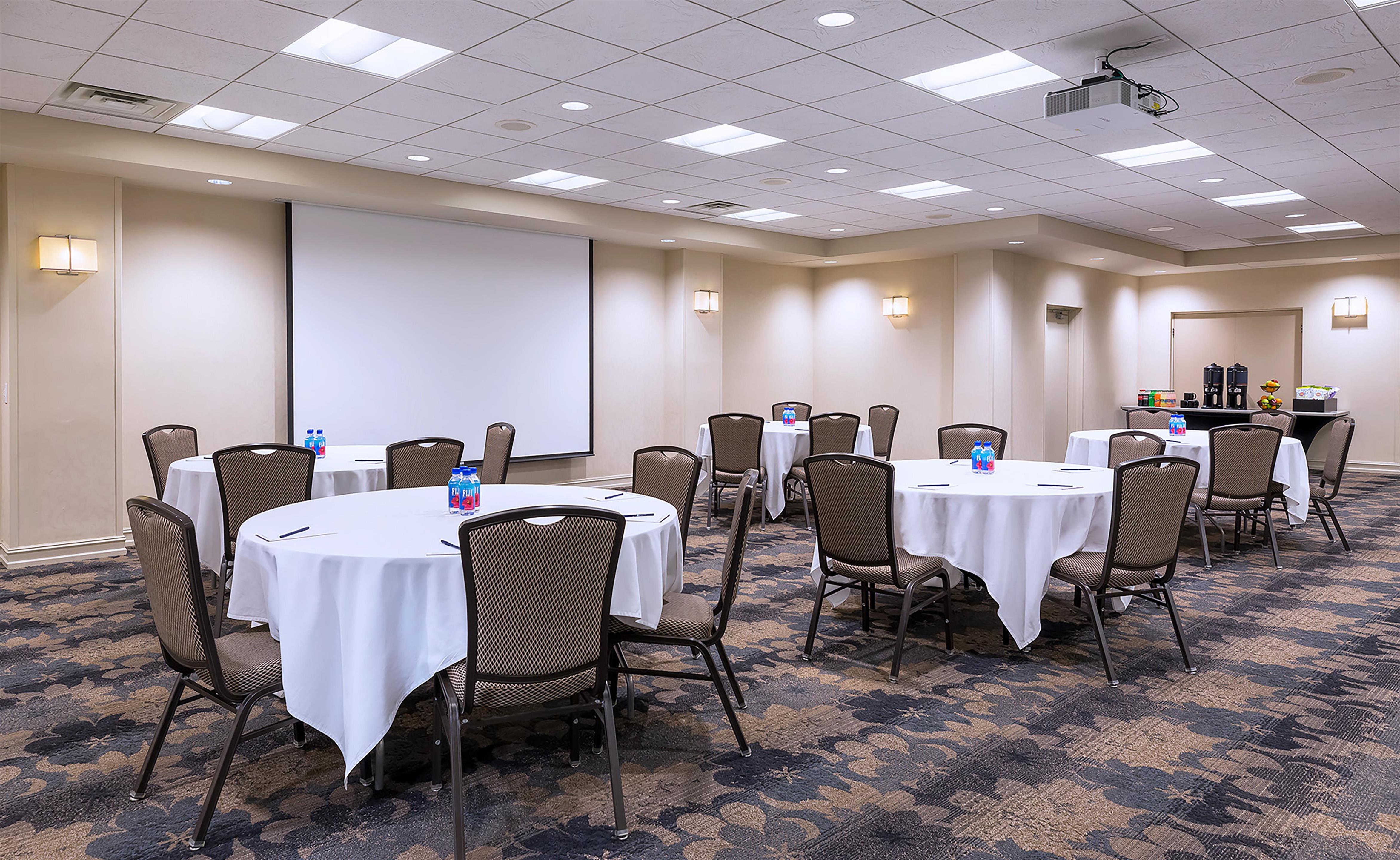 Meeting Room | DoubleTree by Hilton Madison Downtown