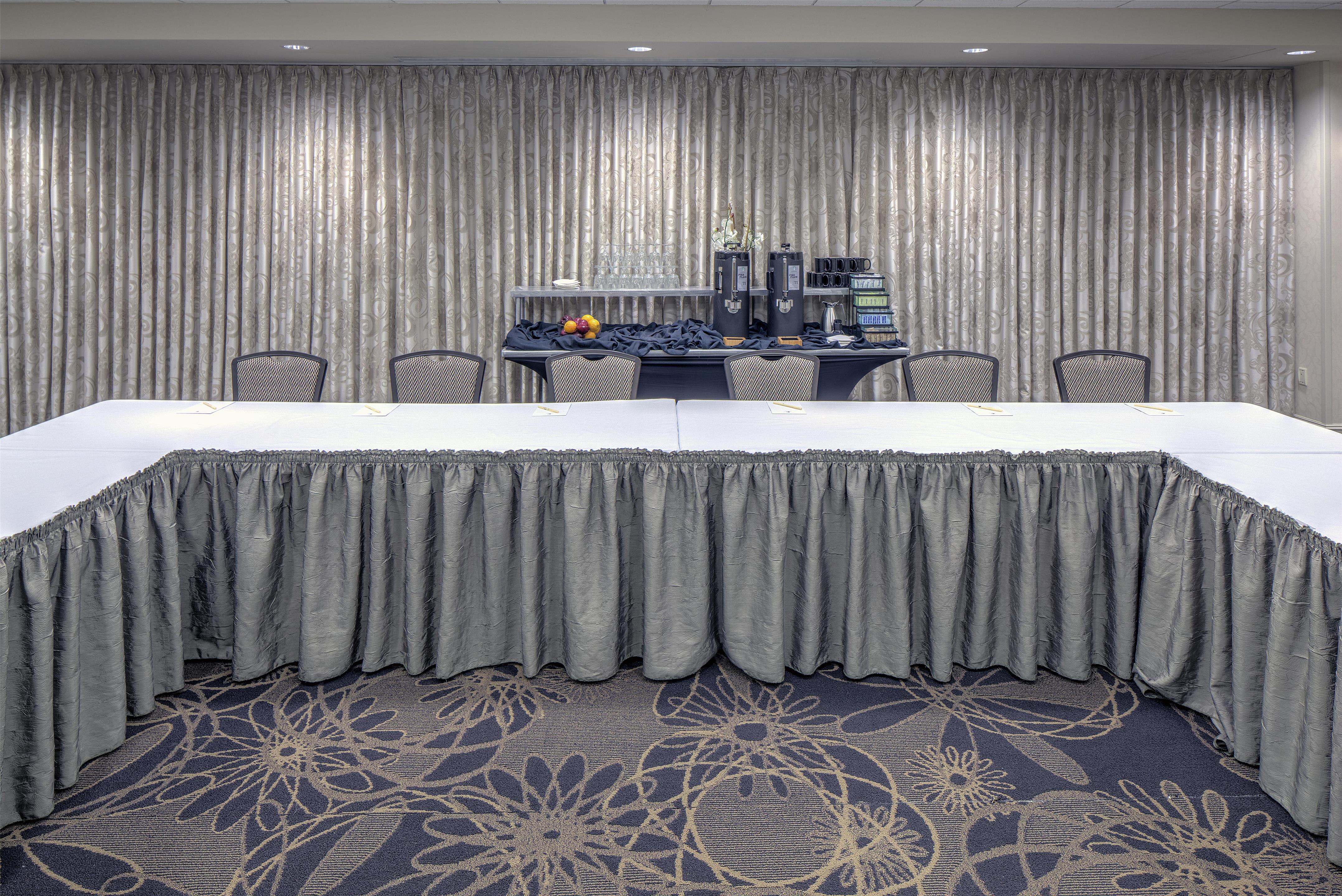 Meeting Room | DoubleTree by Hilton Madison Downtown