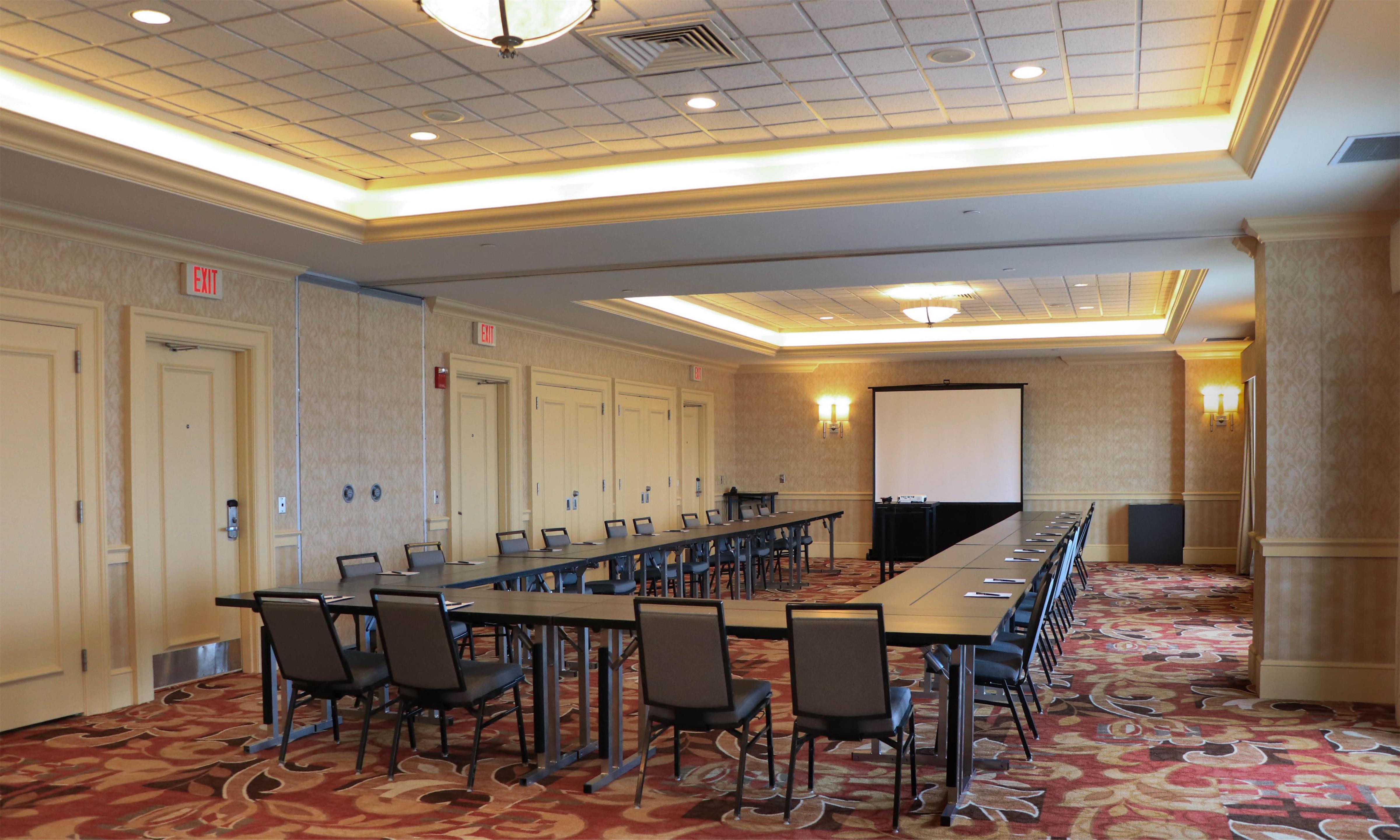 Meeting Room | Hilton Madison Monona Terrace