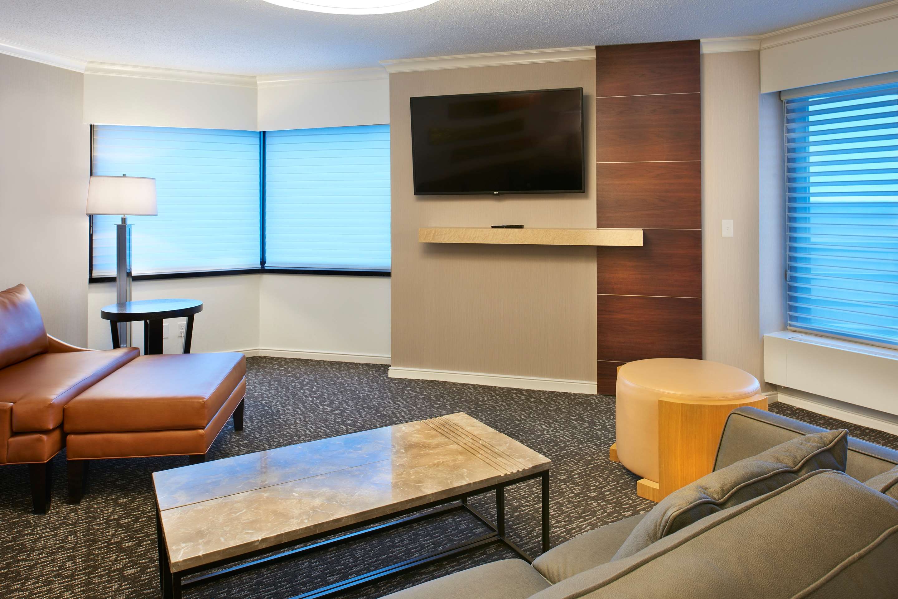 Guest room amenity | Hilton Minneapolis-St. Paul Airport