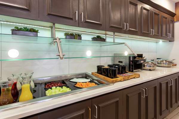 Amenities - Hilton Garden Inn Bloomington