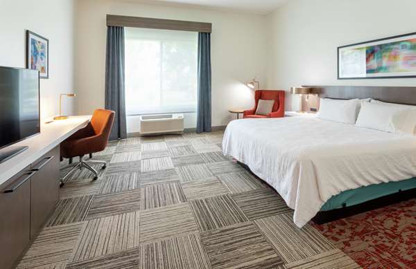  - Hilton Garden Inn Bloomington