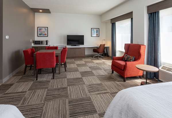  - Hilton Garden Inn Bloomington