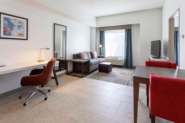  - Hilton Garden Inn Bloomington