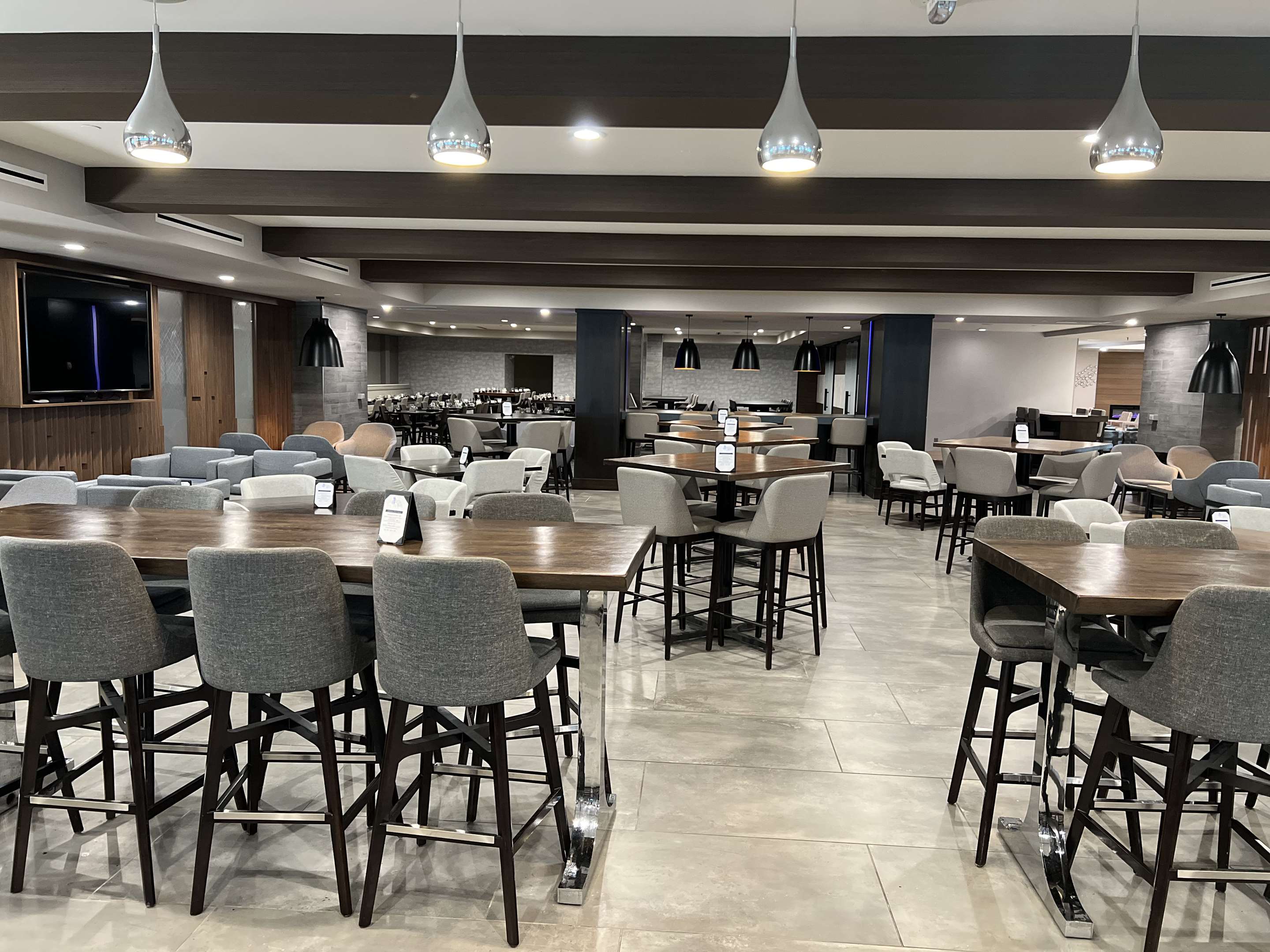 Restaurant | Doubletree by Hilton Bloomington - Minneapolis South