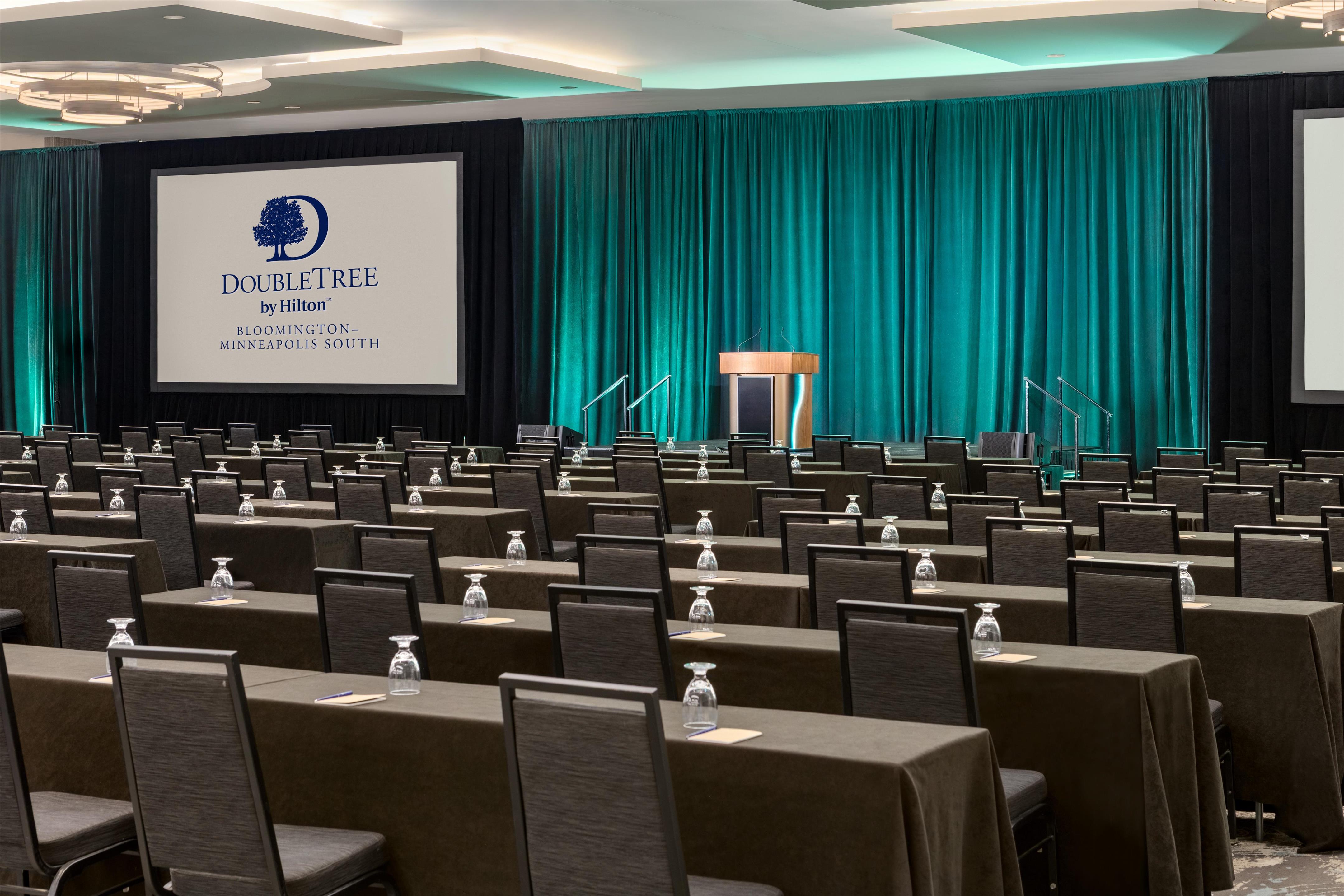 Meeting Room | Doubletree by Hilton Bloomington - Minneapolis South