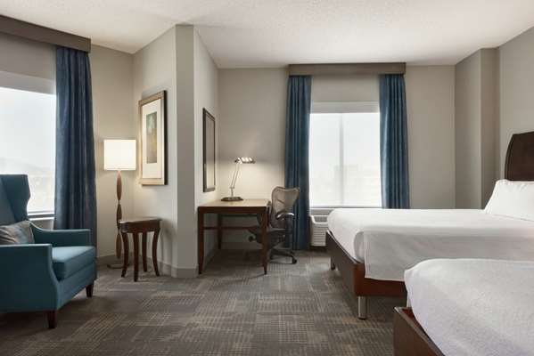  - Hilton Garden Inn Downtown Minneapolis - I-94, Exit 231B & 233A