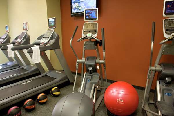Fitness/ Exercise Room - Hilton Garden Inn Downtown Minneapolis - I-94, Exit 231B & 233A