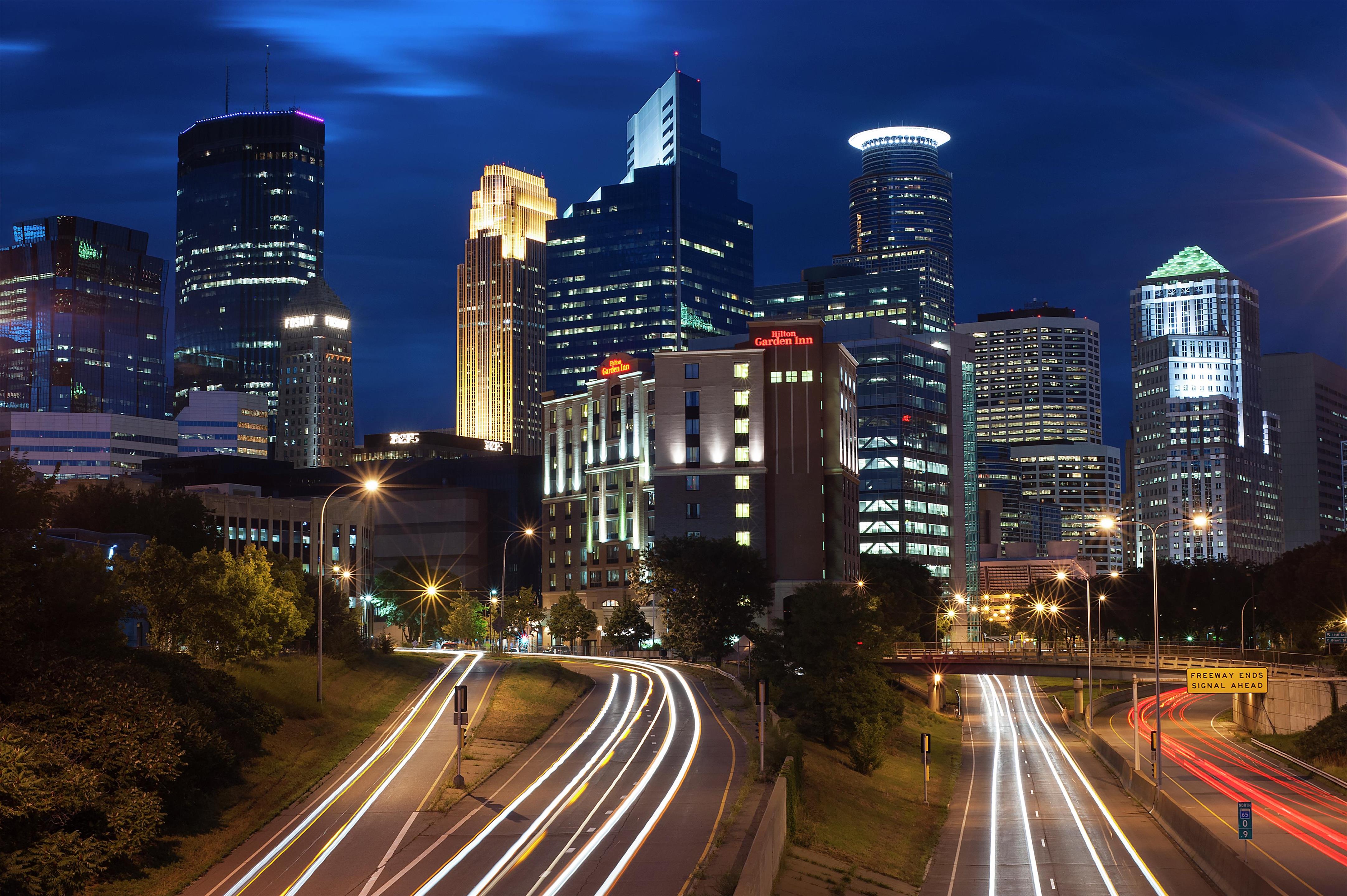 Exterior | Hilton Garden Inn Minneapolis Downtown