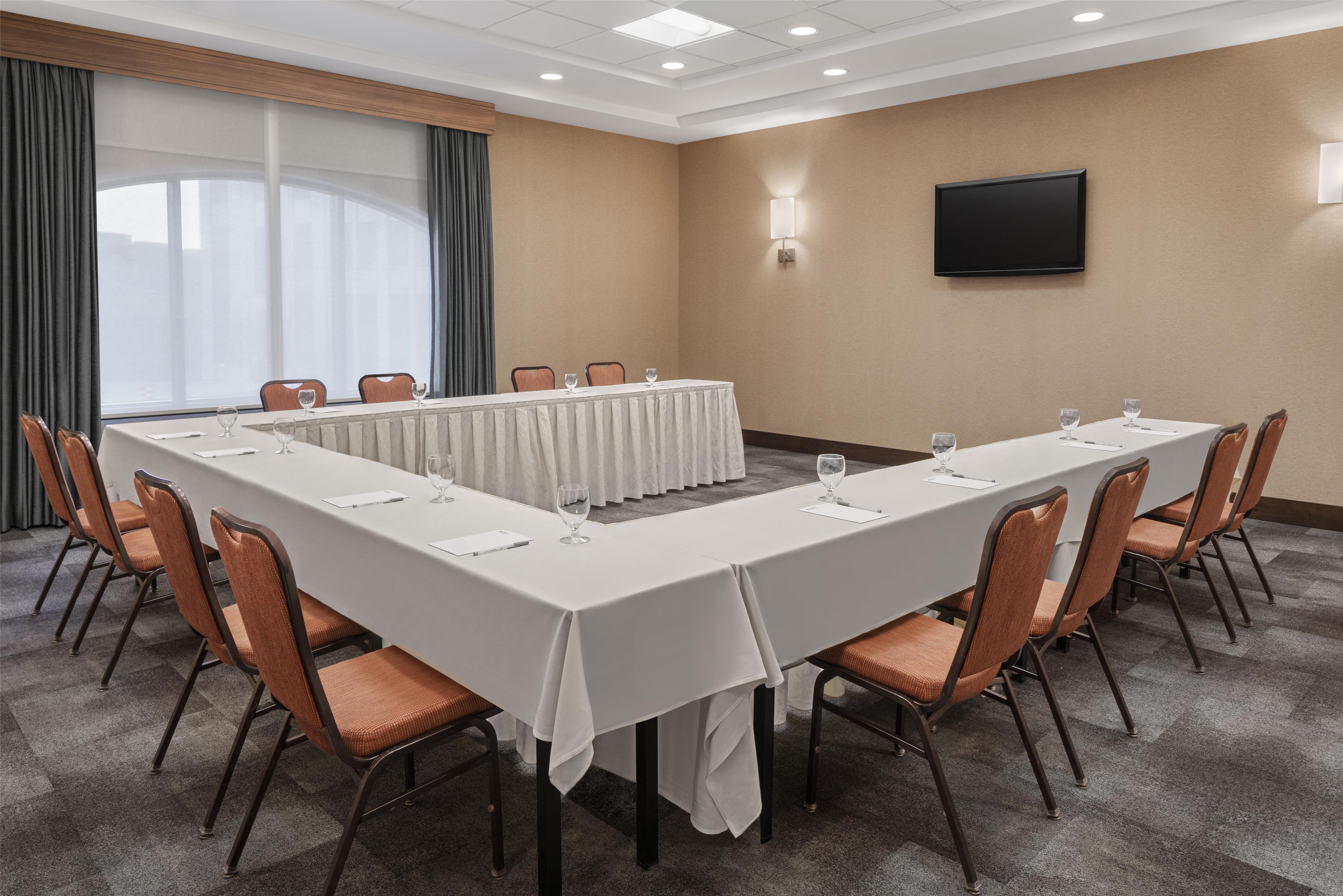 Meeting Room | Hilton Garden Inn Minneapolis Downtown