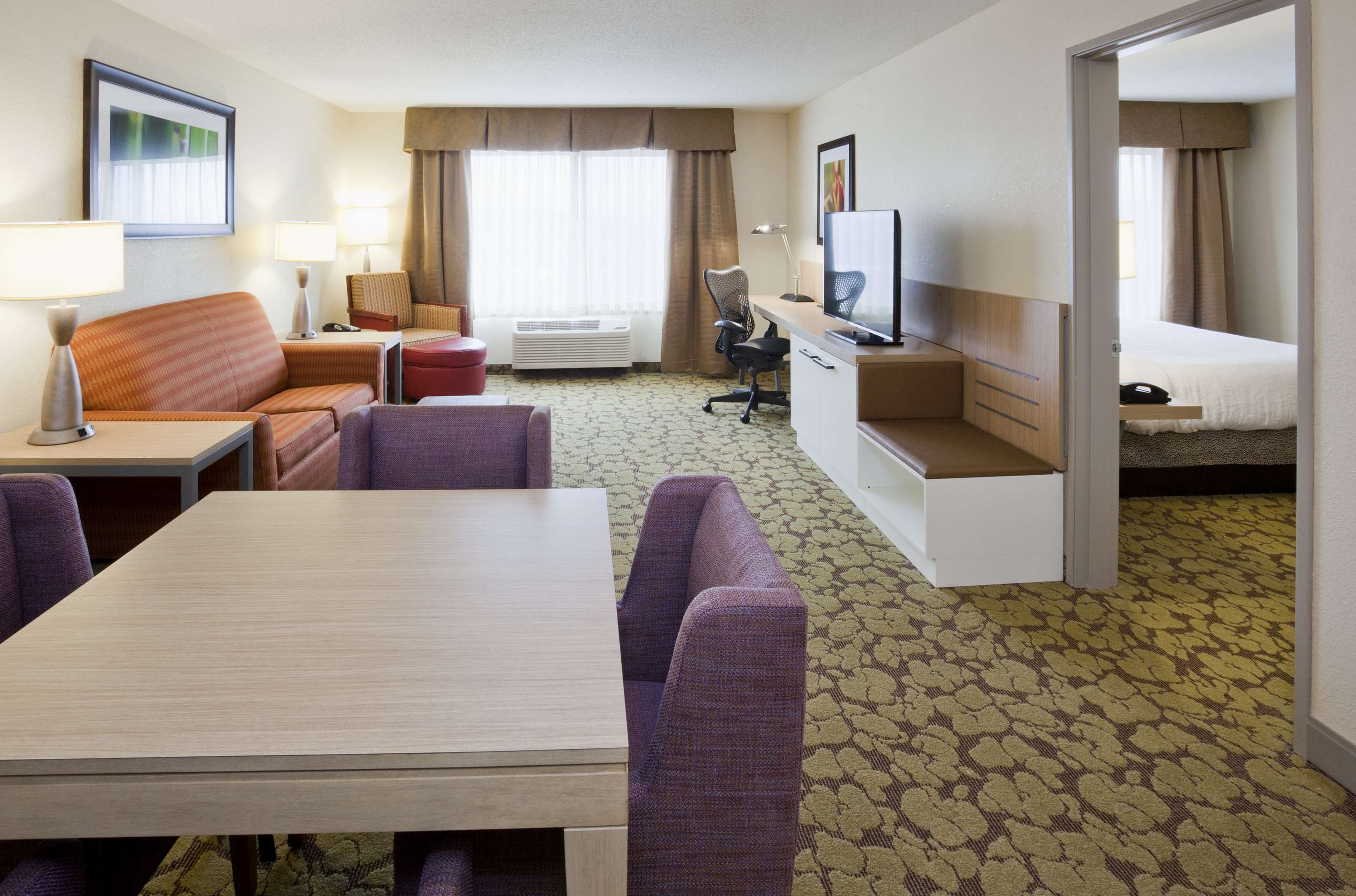 Guest room