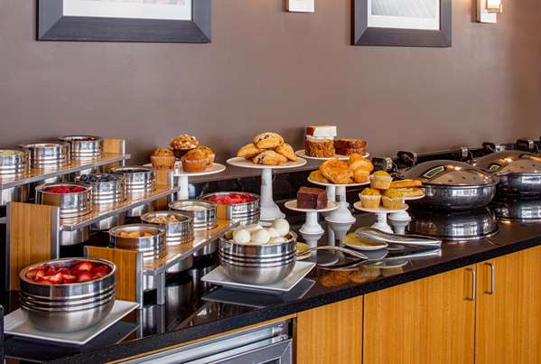 Restaurant - DoubleTree Suites by Hilton Hotel Downtown Minneapolis