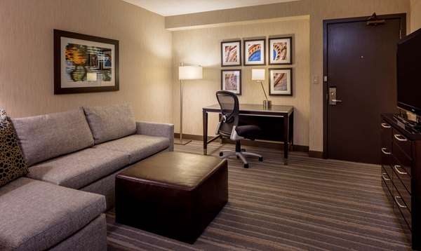  - DoubleTree Suites by Hilton Hotel Downtown Minneapolis