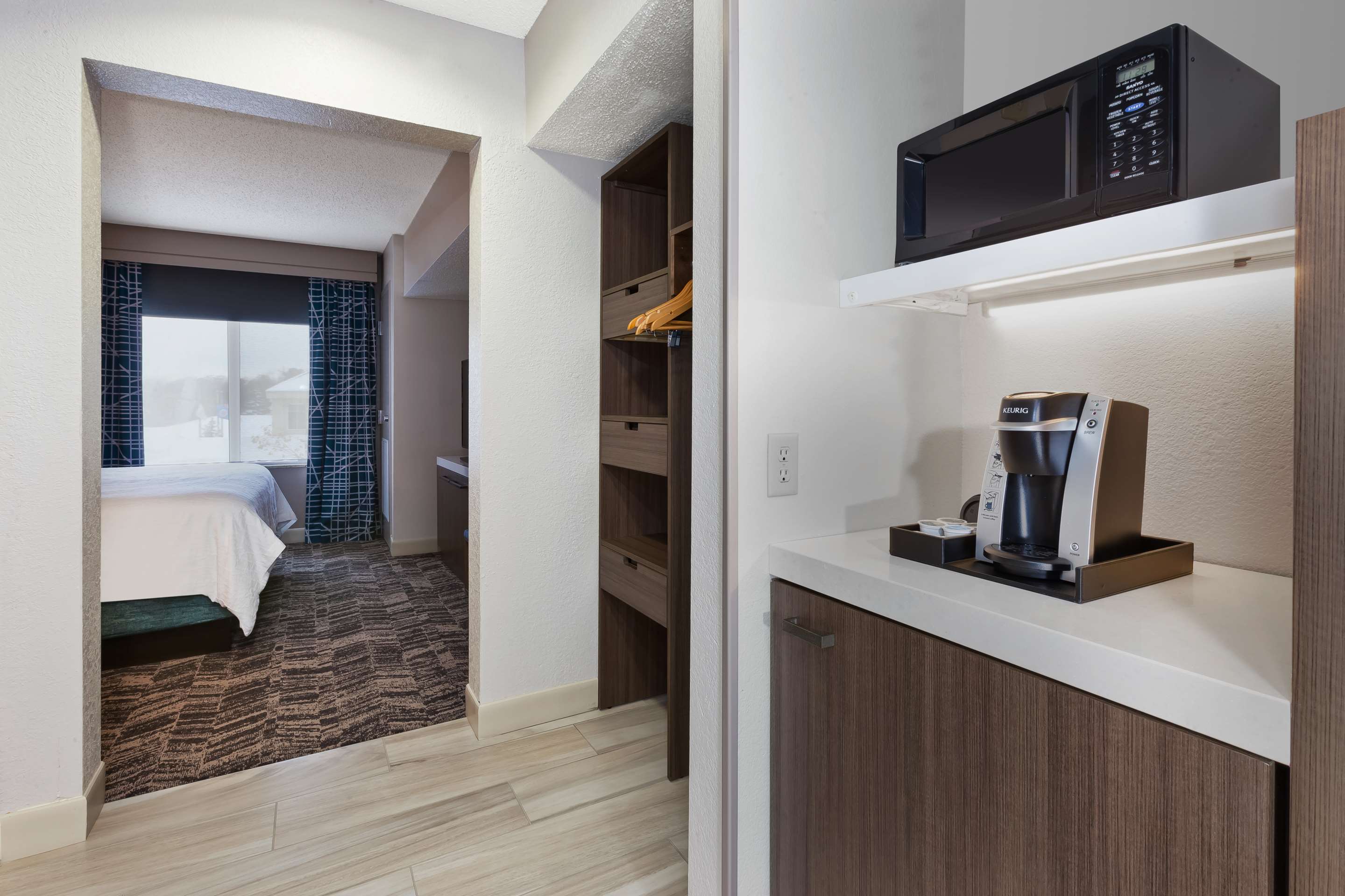 Guest room