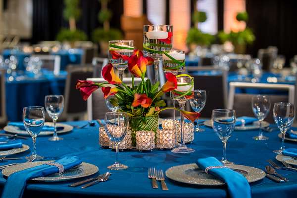 Restaurant - Hilton Hotel Downtown Minneapolis