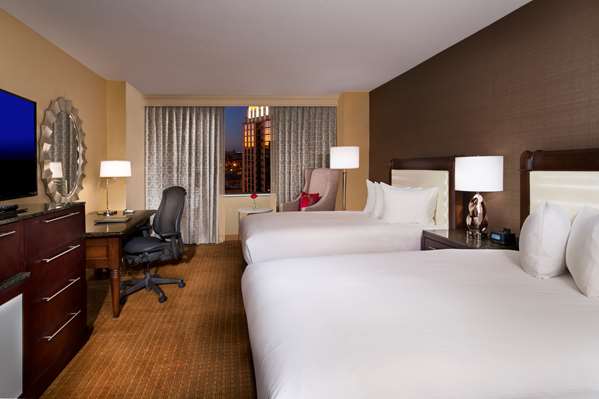  - Hilton Hotel Downtown Minneapolis