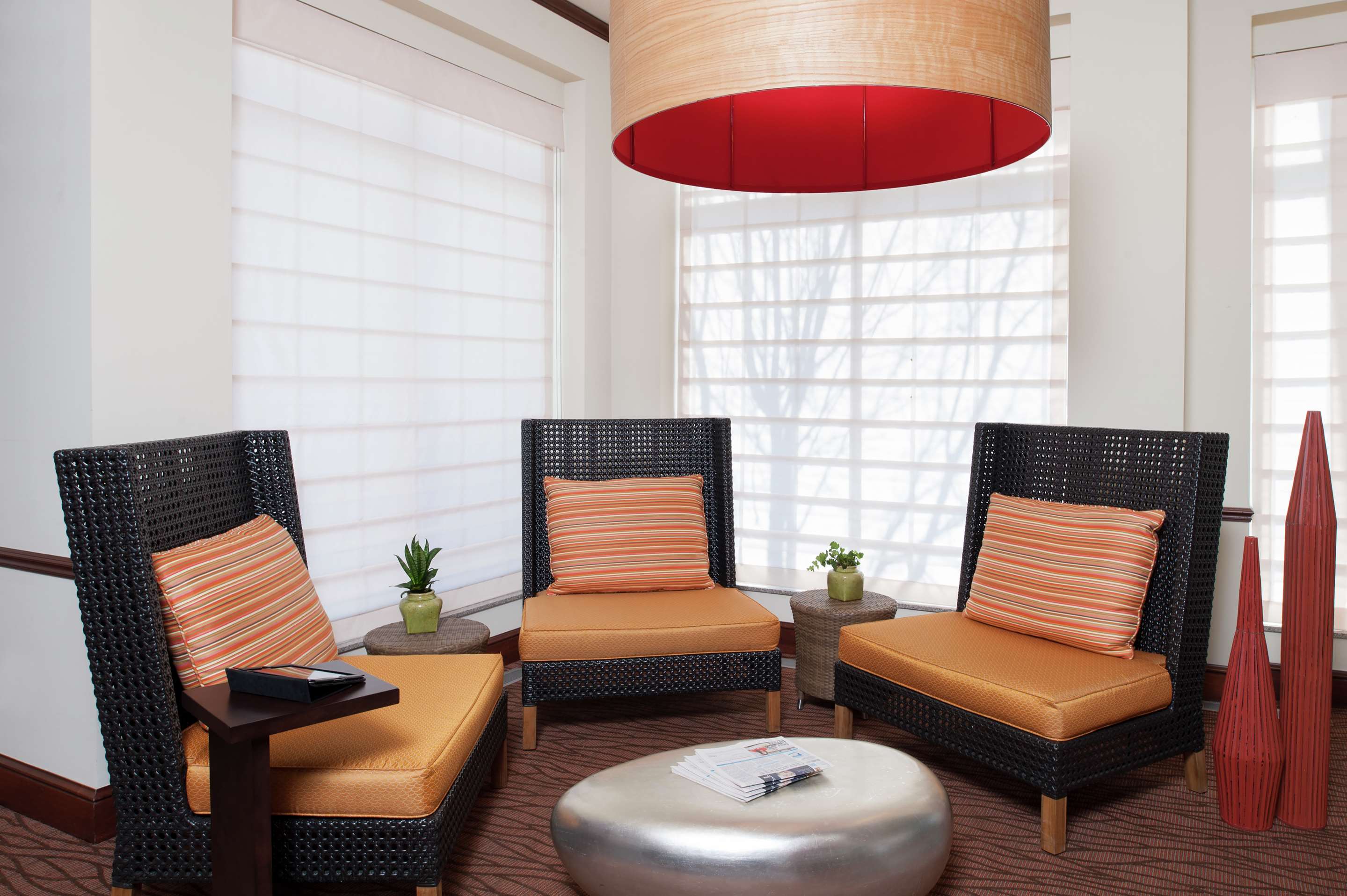 Lobby | Hilton Garden Inn St. Paul/Oakdale