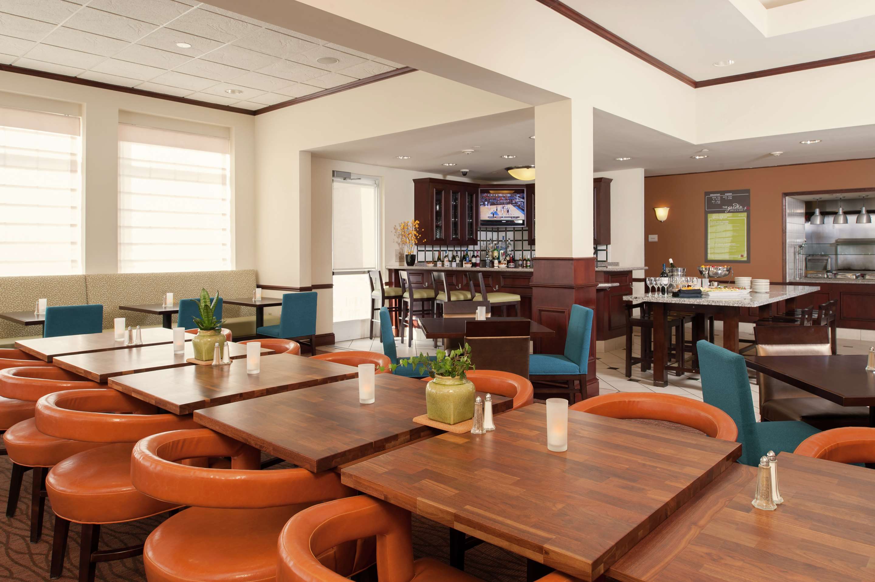 Lobby | Hilton Garden Inn St. Paul/Oakdale
