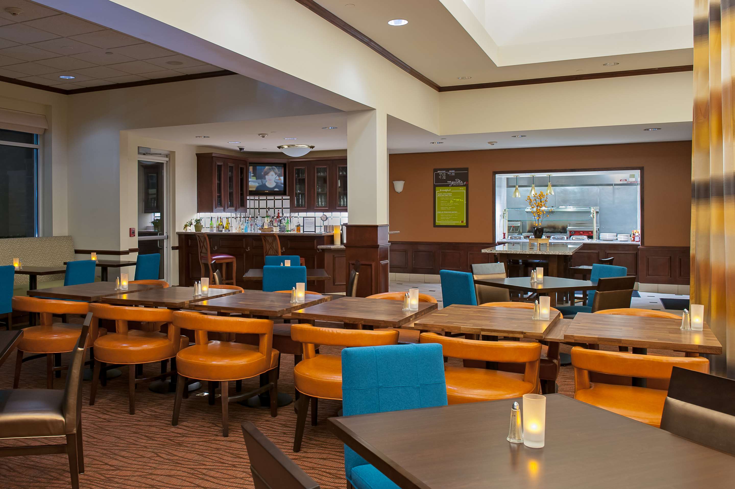 Restaurant | Hilton Garden Inn St. Paul/Oakdale