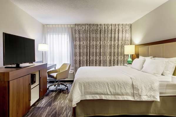 - Hampton Inn Woodbury - I-494, Exit 59