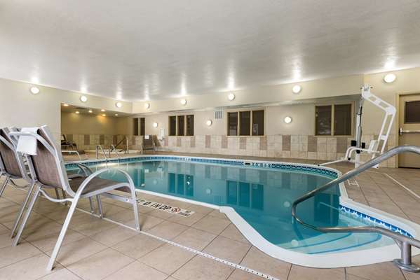 Pool - Hampton Inn Woodbury - I-494, Exit 59