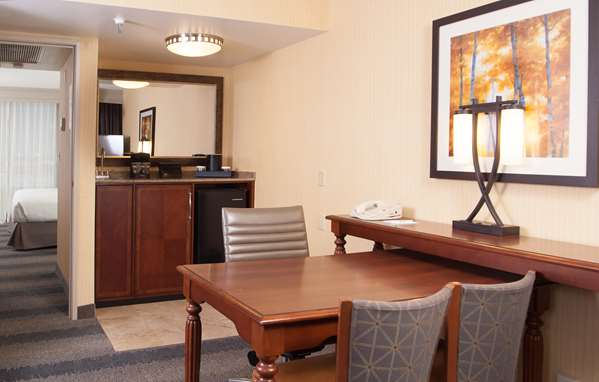  - Embassy Suites West Bloomington