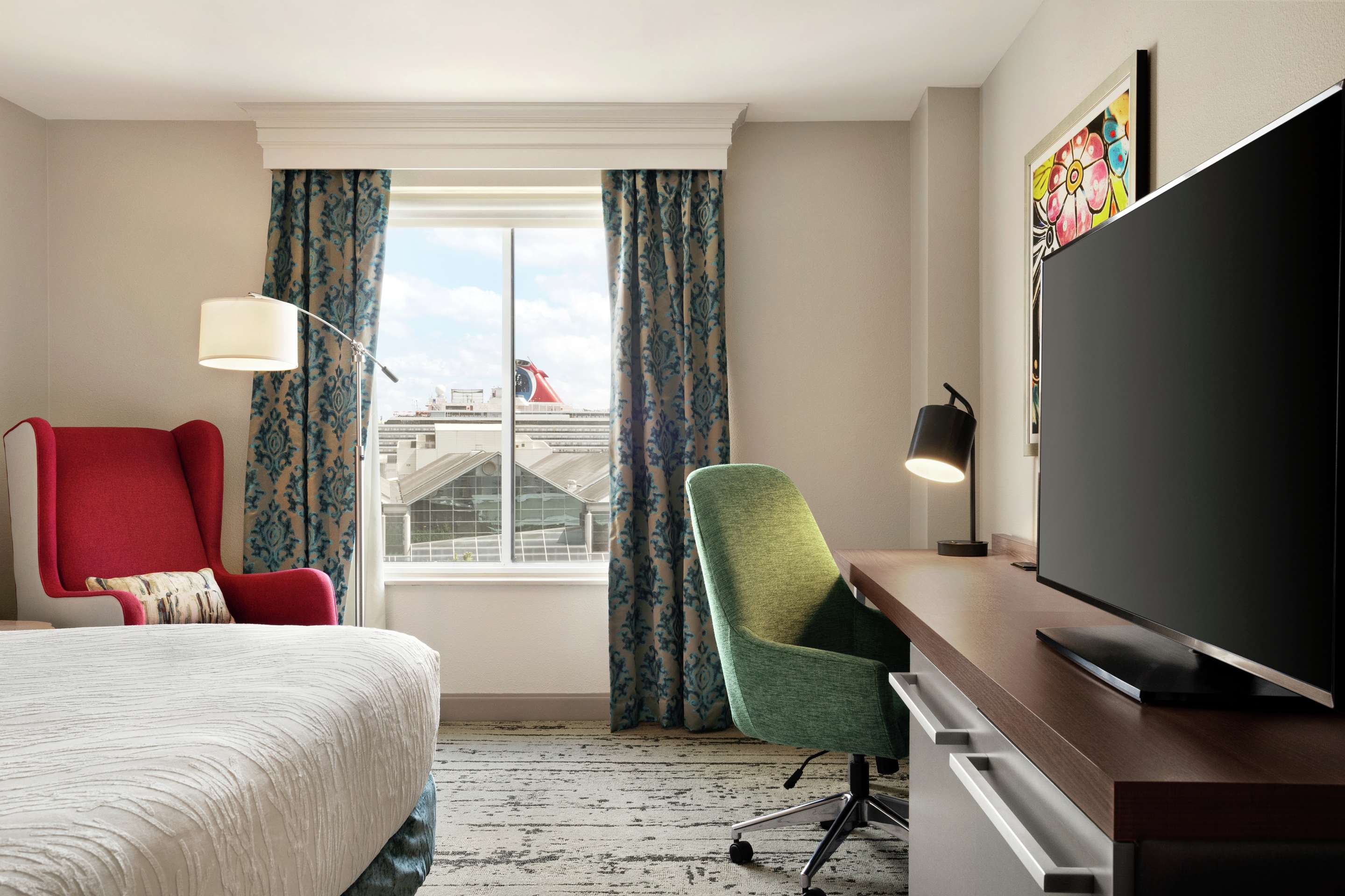 Guest room