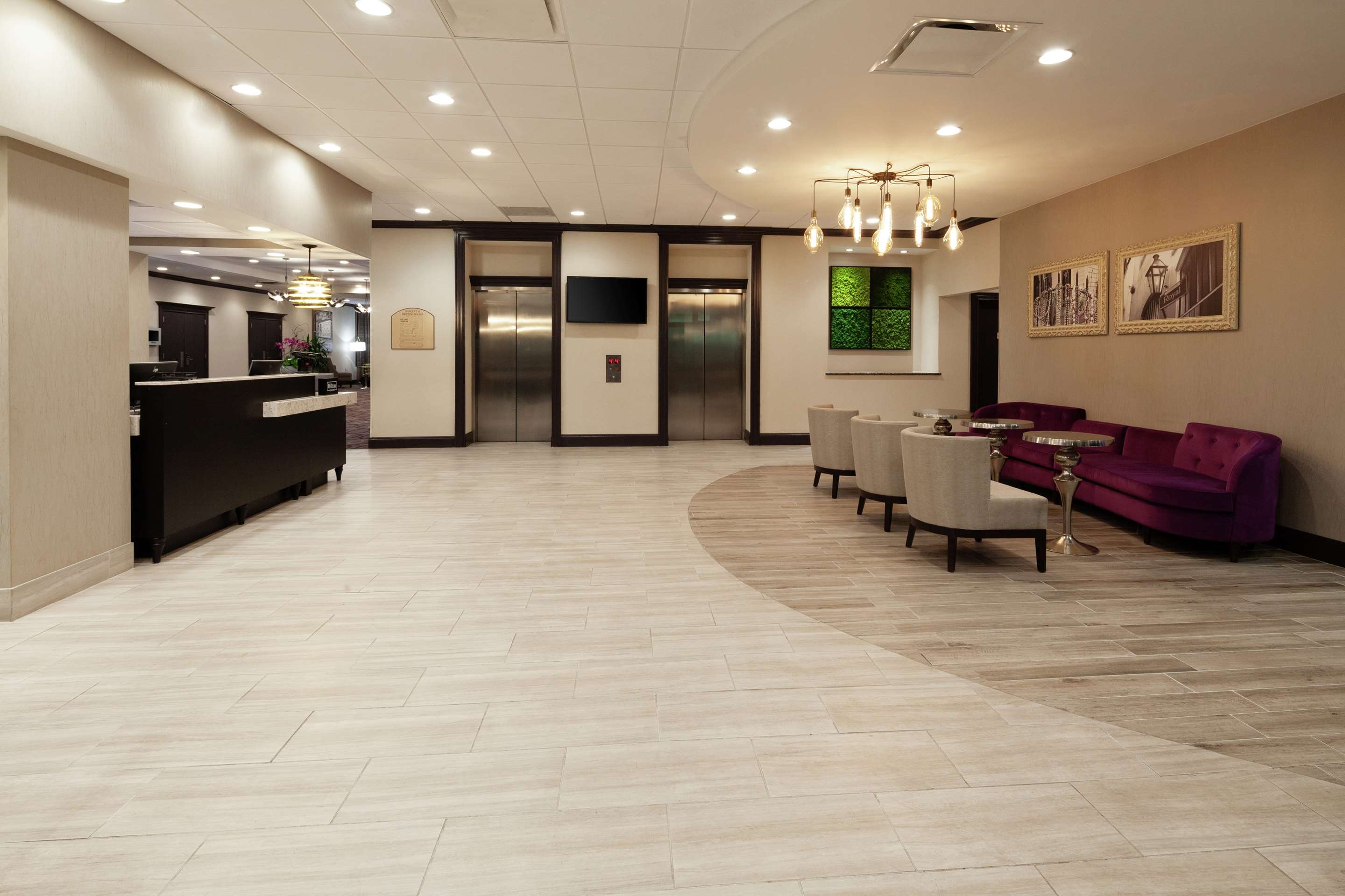 Reception | DoubleTree by Hilton Hotel New Orleans Airport