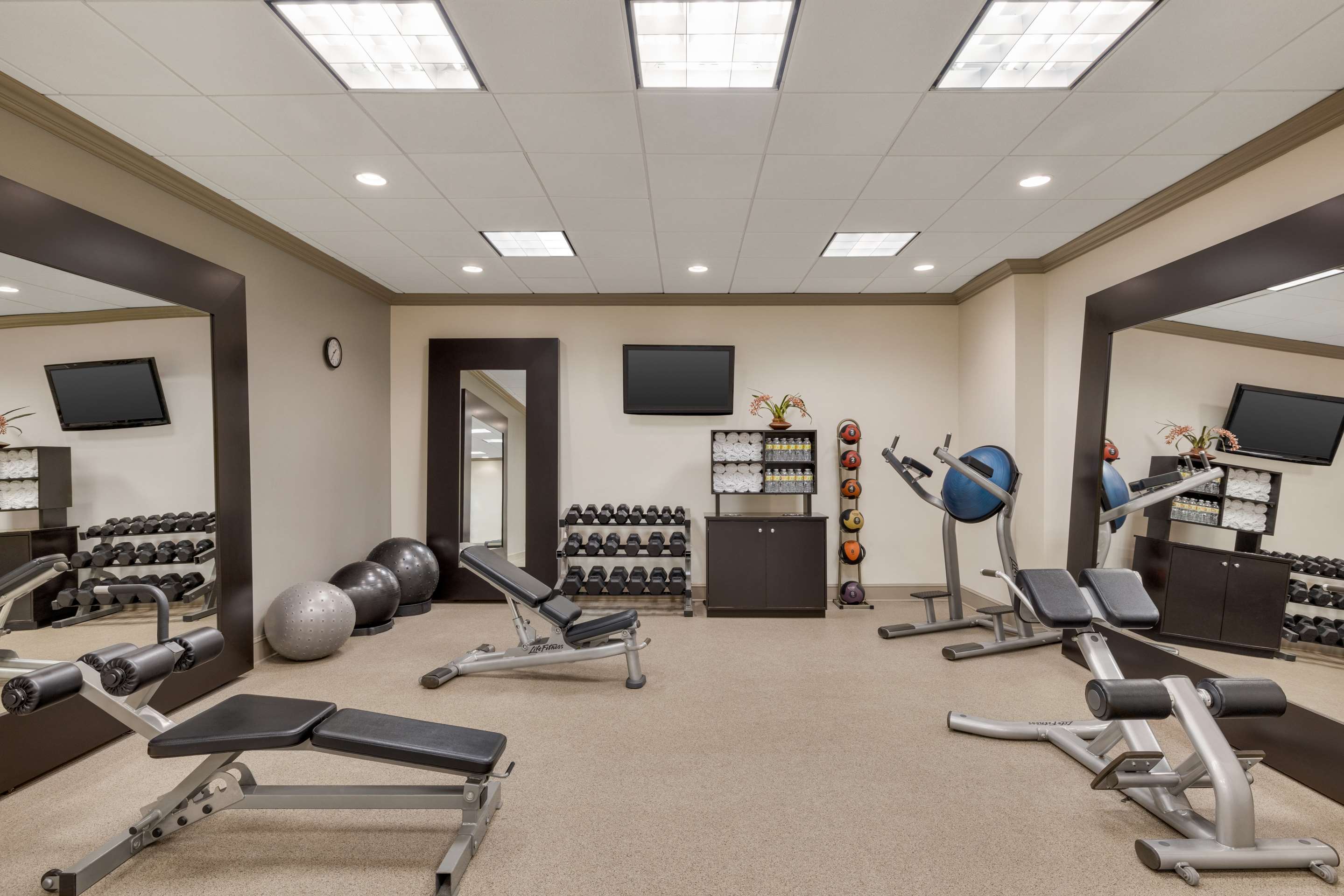 Health club fitness center gym | DoubleTree by Hilton Hotel New Orleans Airport
