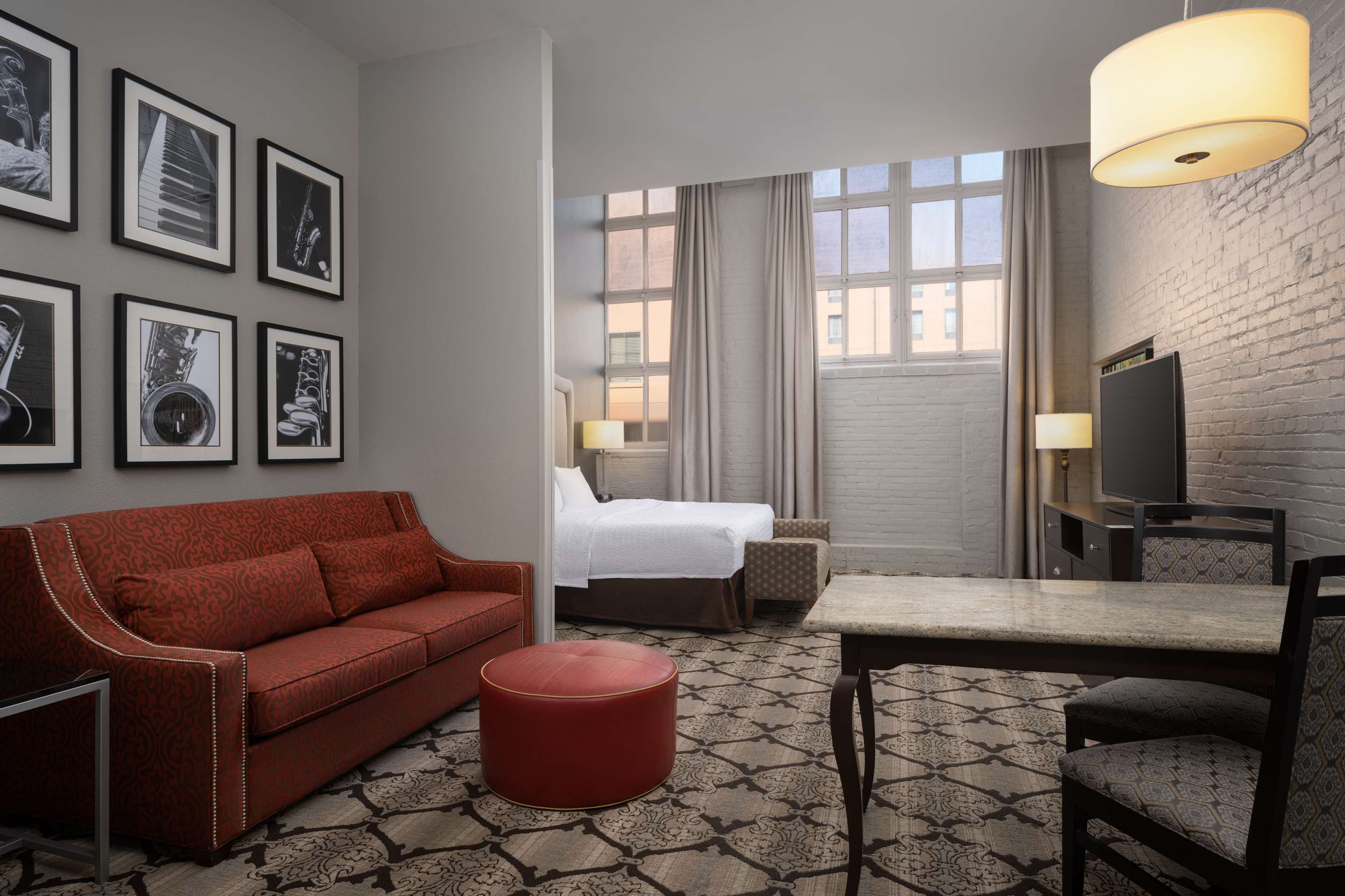 Guest room