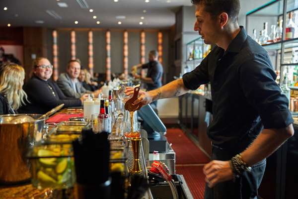 Bar - Hilton Hotel Riverside New Orleans