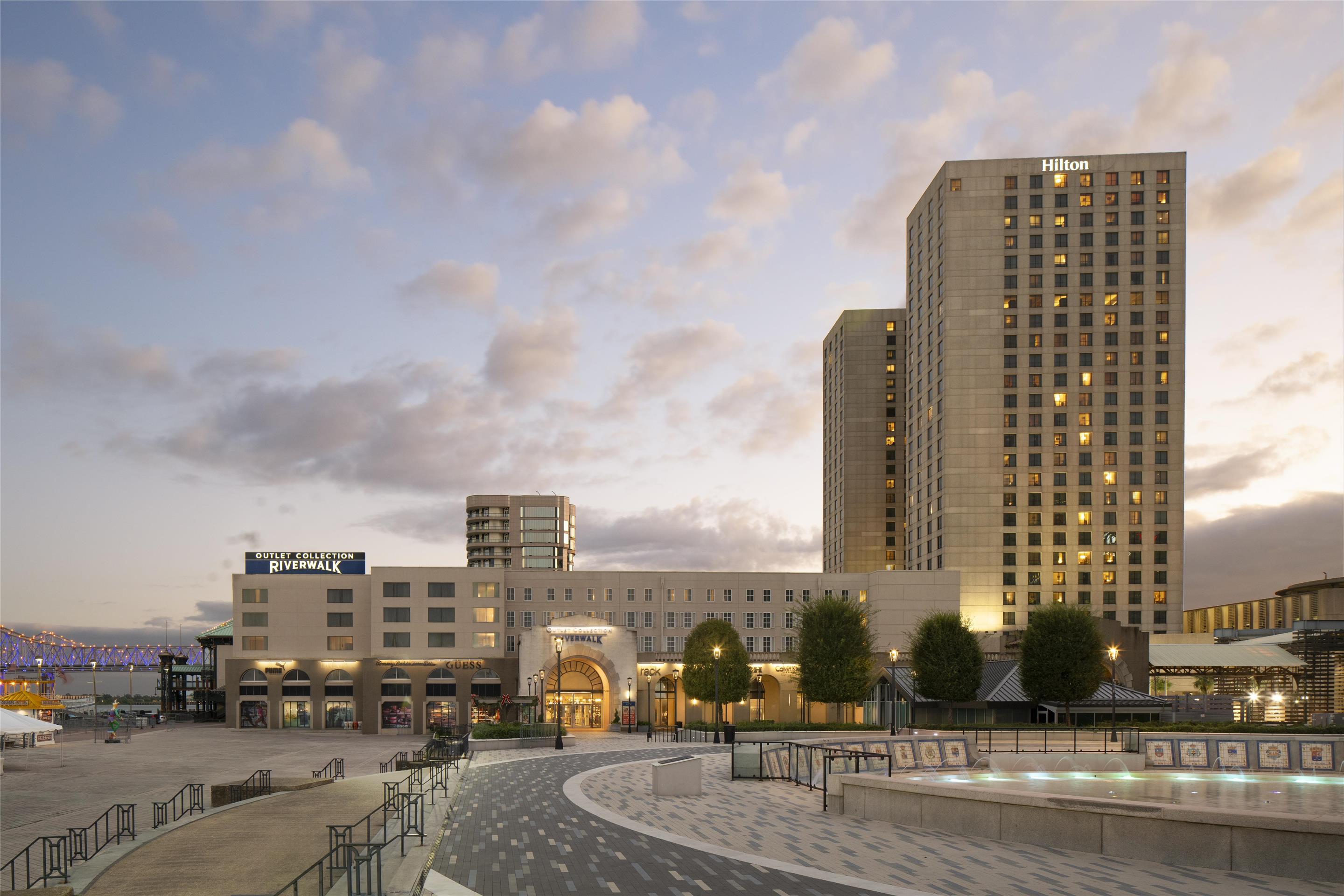 Exterior | Hilton New Orleans Riverside