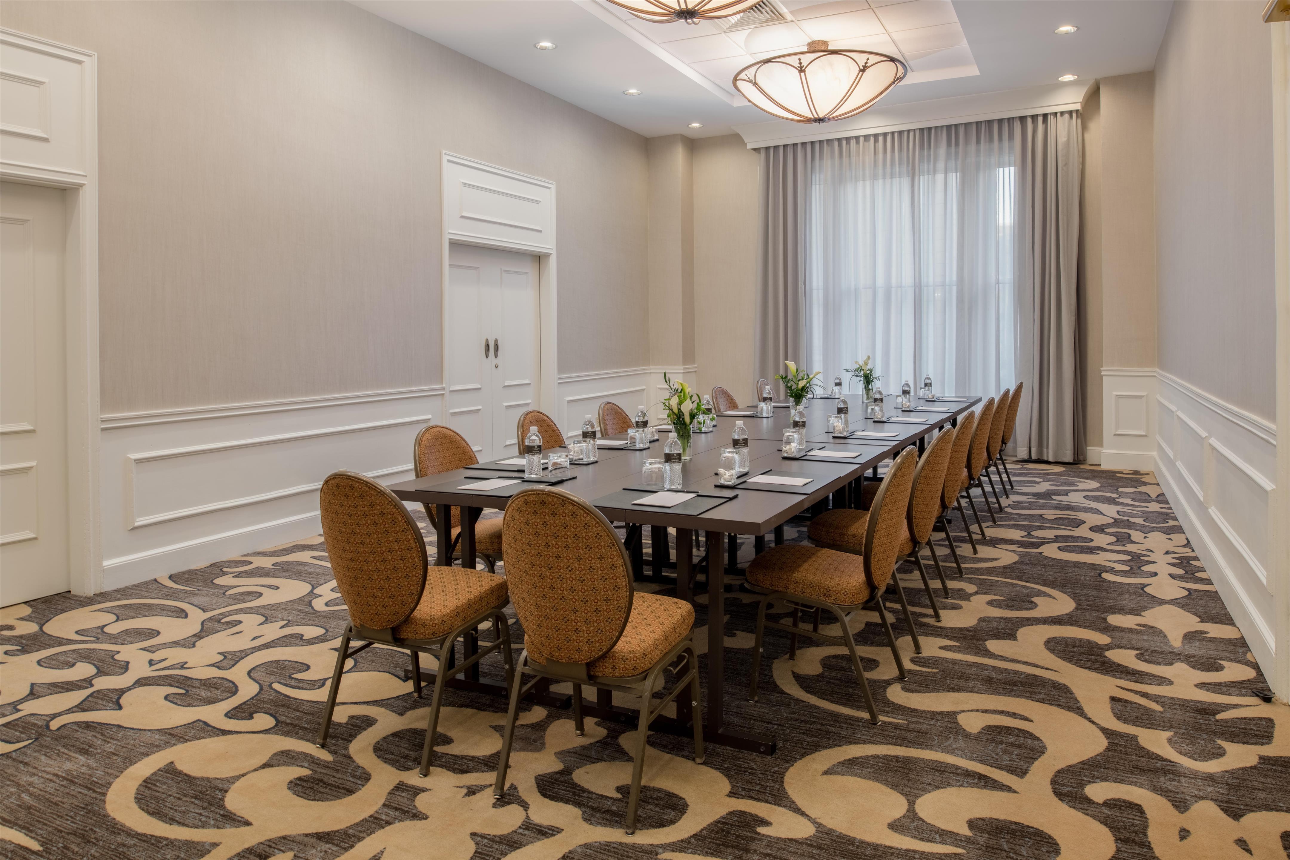 Meeting Room | The Roosevelt New Orleans, A Waldorf Astoria Hotel