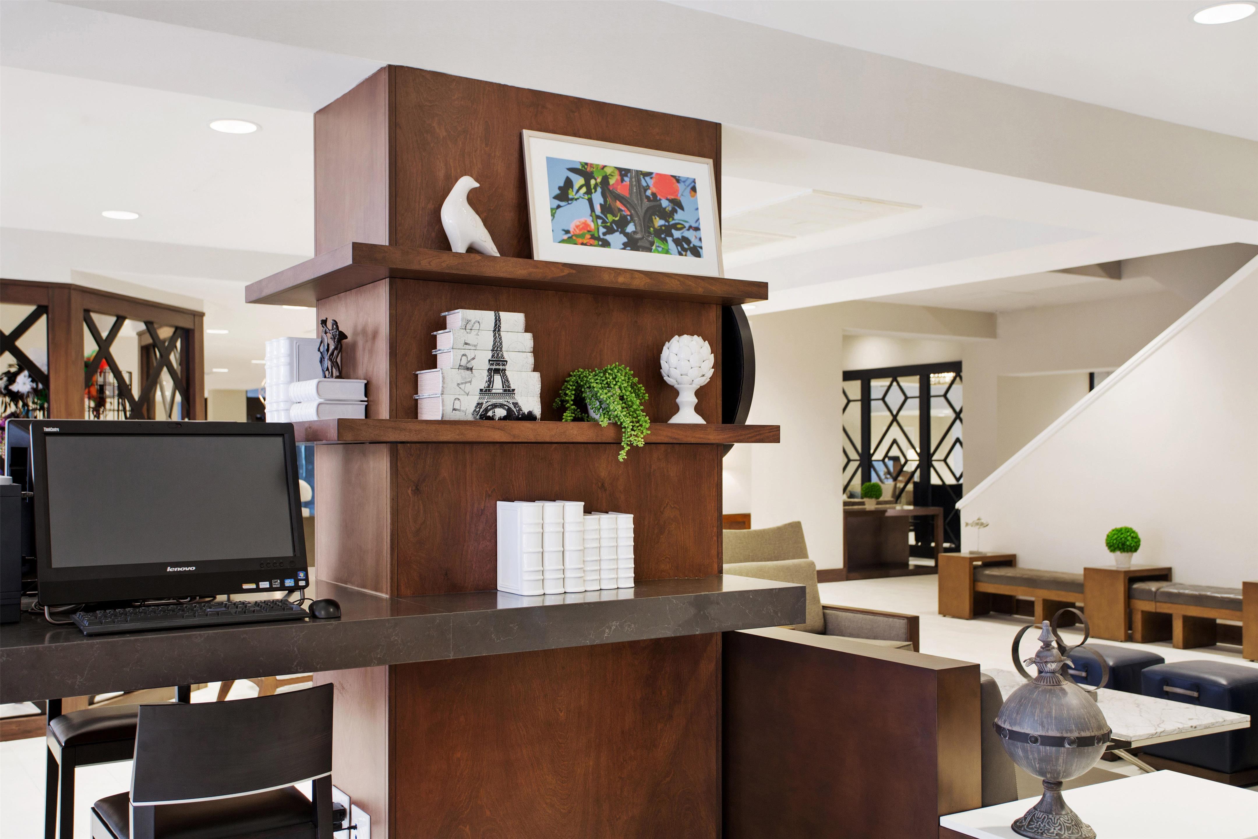 Business Center | DoubleTree by Hilton Hotel New Orleans