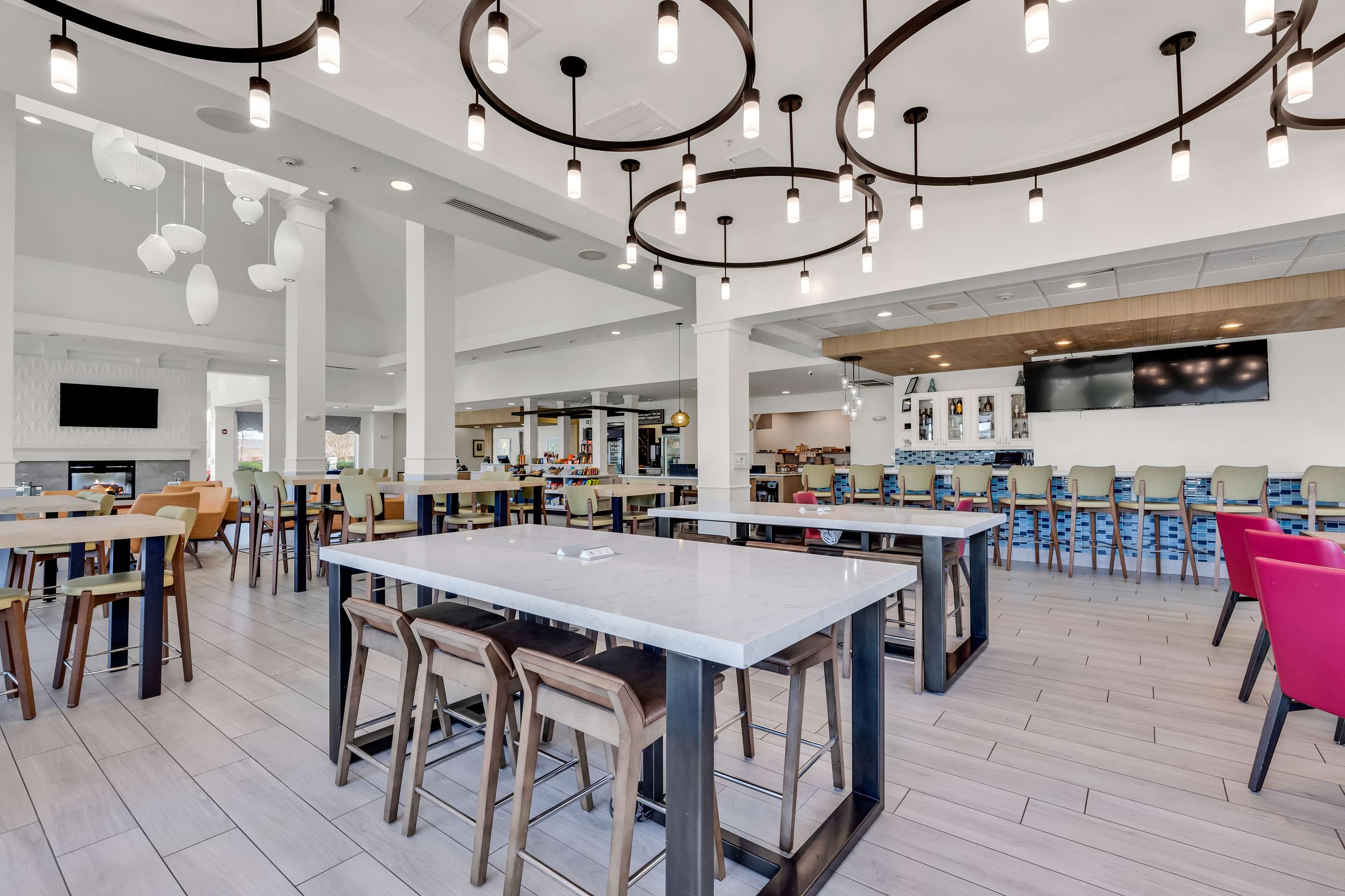 Lobby | Hilton Garden Inn Myrtle Beach/Coastal Grand Mall