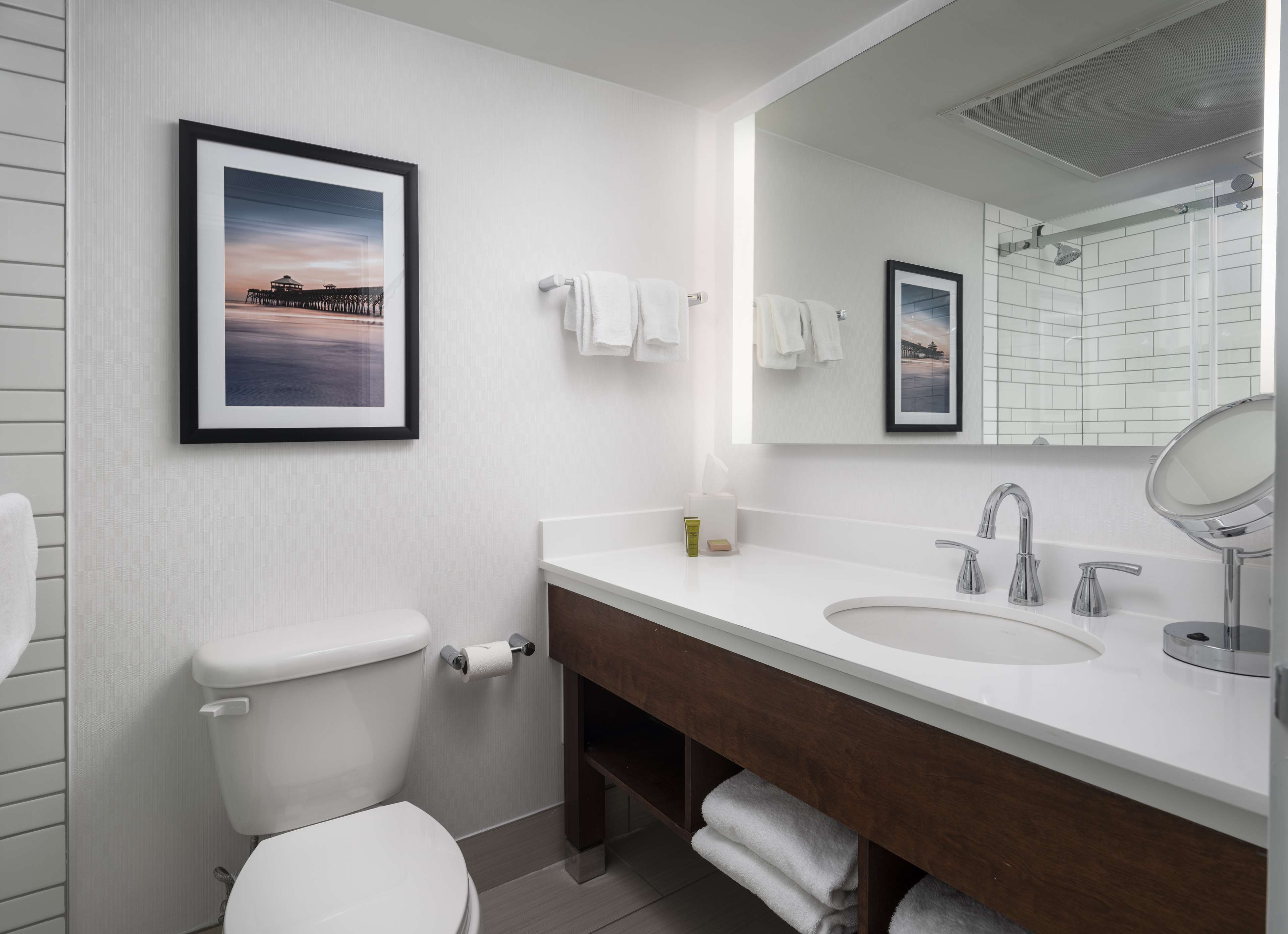 Hilton Myrtle Beach Resort Room Type - OCEANVIEW KING SUITE