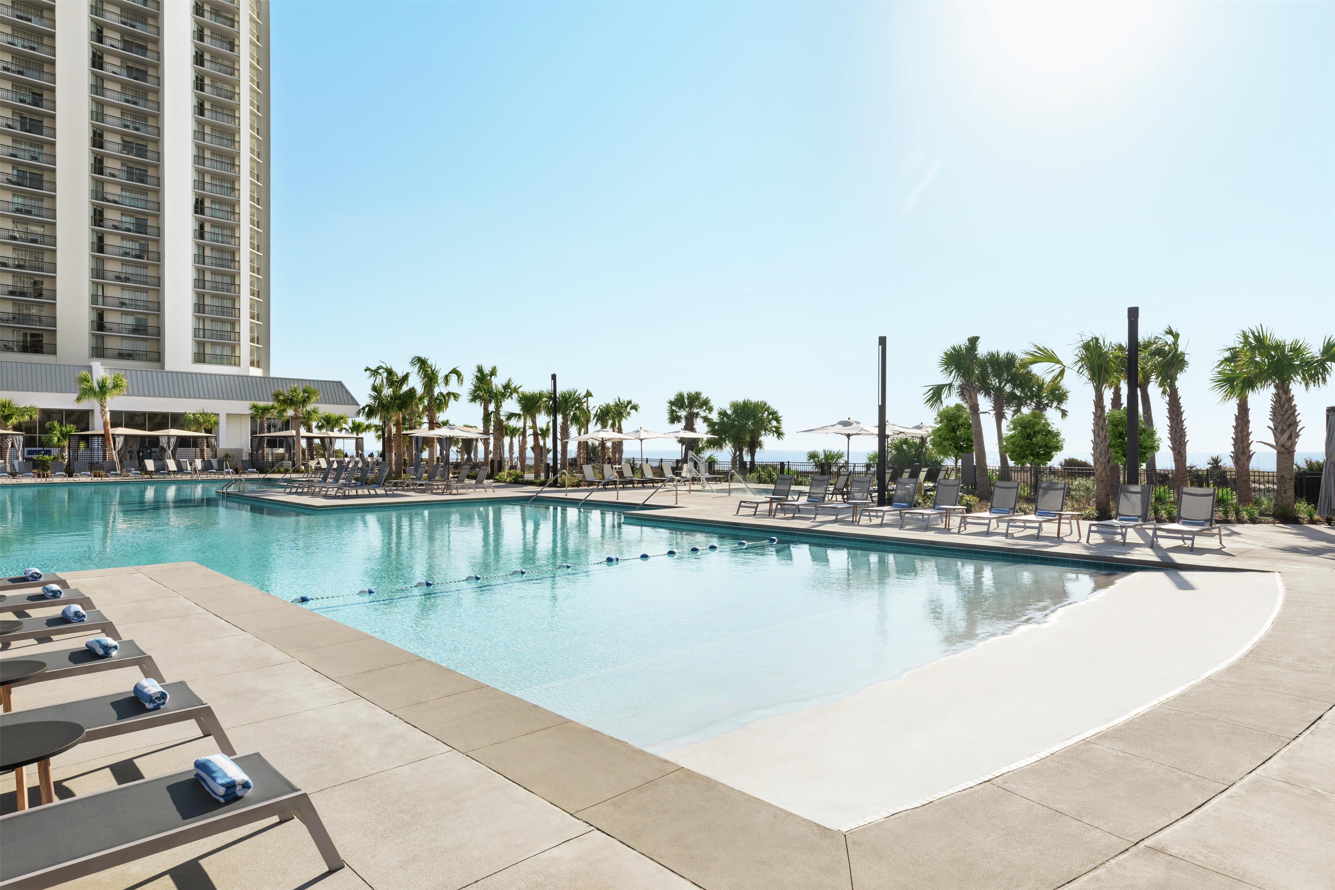 Pool | Hilton Myrtle Beach Resort