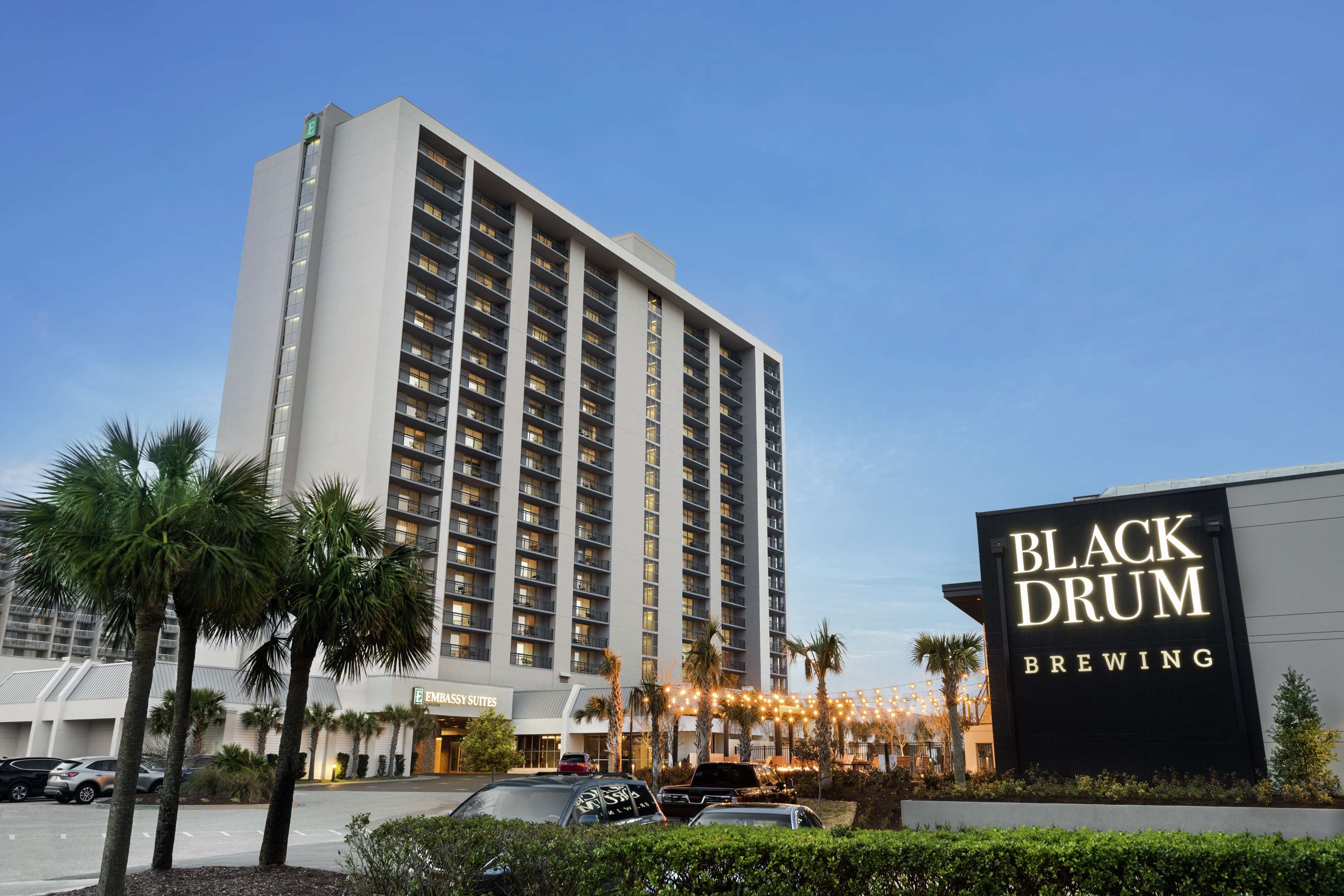 BarLounge | Embassy Suites by Hilton Myrtle Beach Oceanfront Resort