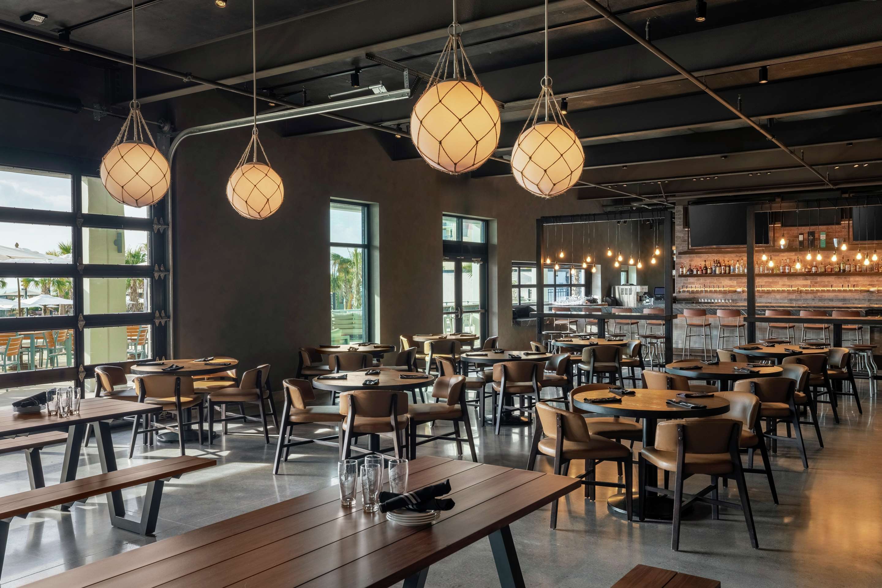 BarLounge | Embassy Suites by Hilton Myrtle Beach Oceanfront Resort
