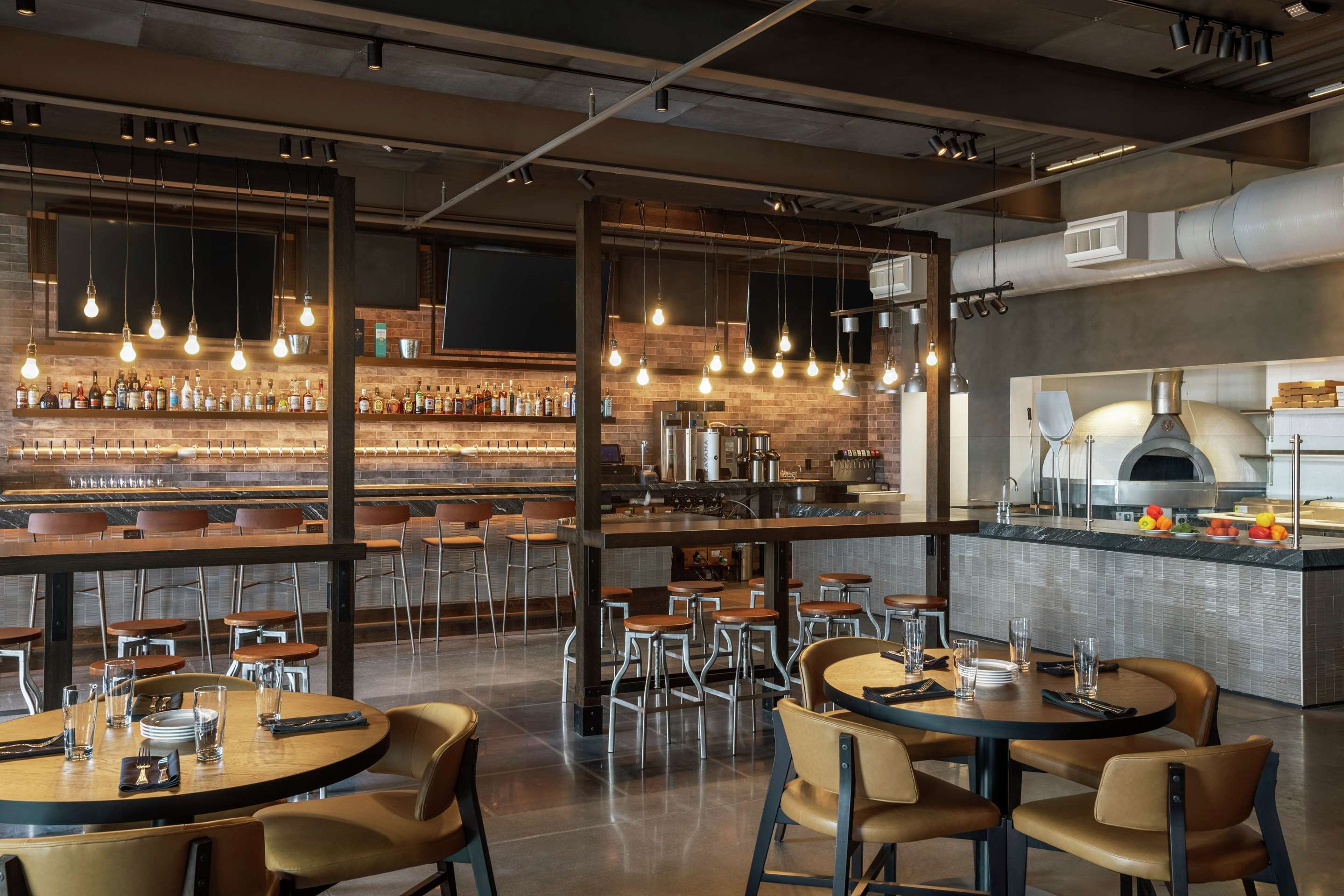 BarLounge | Embassy Suites by Hilton Myrtle Beach Oceanfront Resort