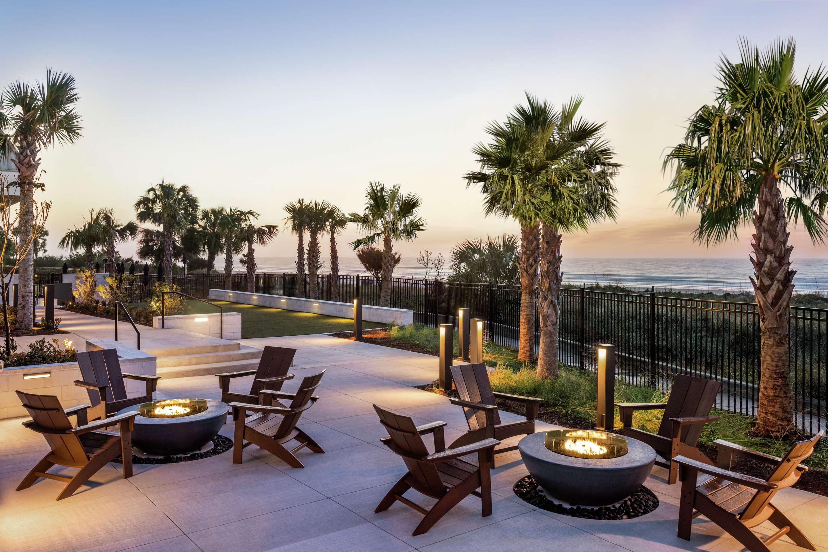 Exterior | Embassy Suites by Hilton Myrtle Beach Oceanfront Resort