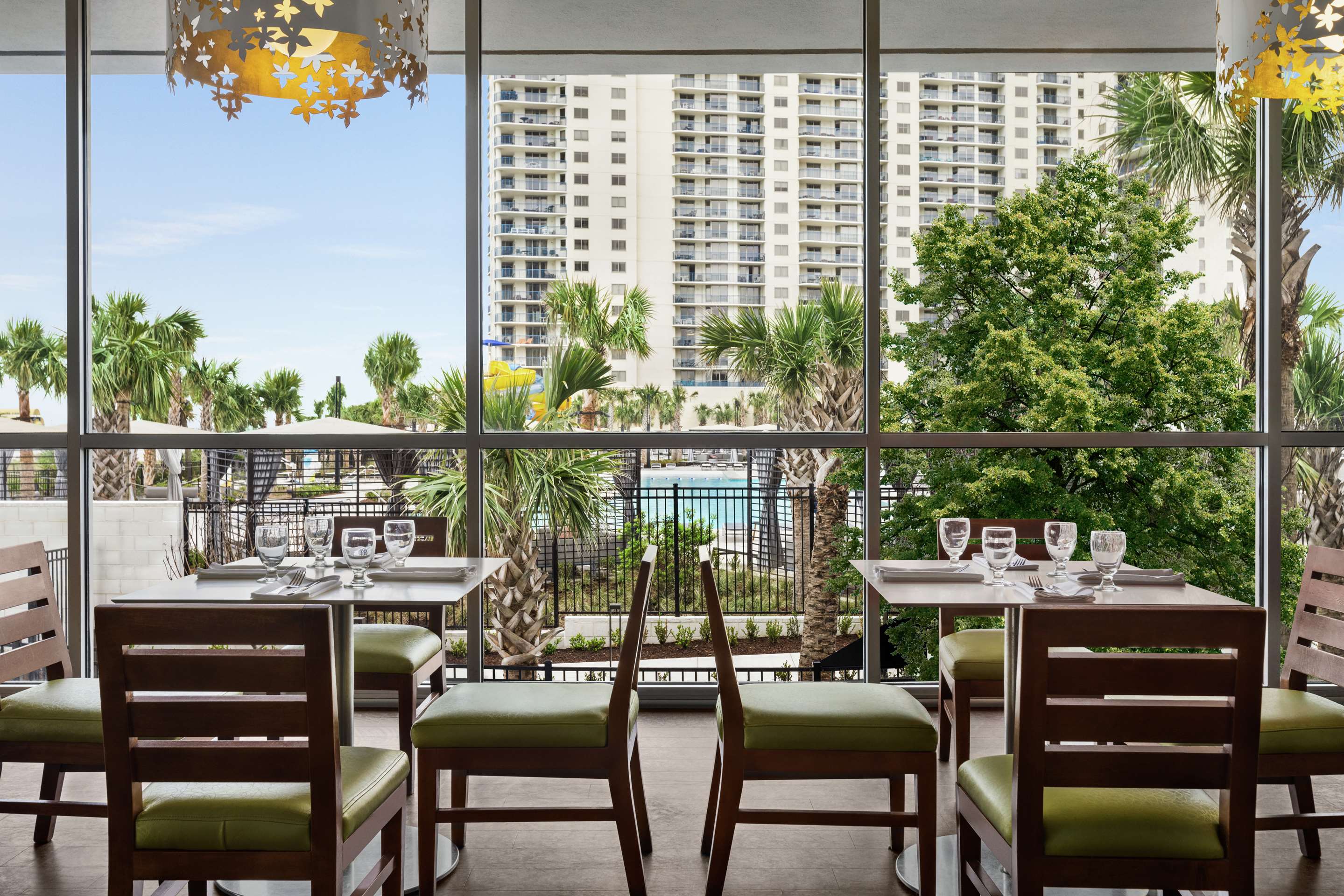 Restaurant | Embassy Suites by Hilton Myrtle Beach Oceanfront Resort