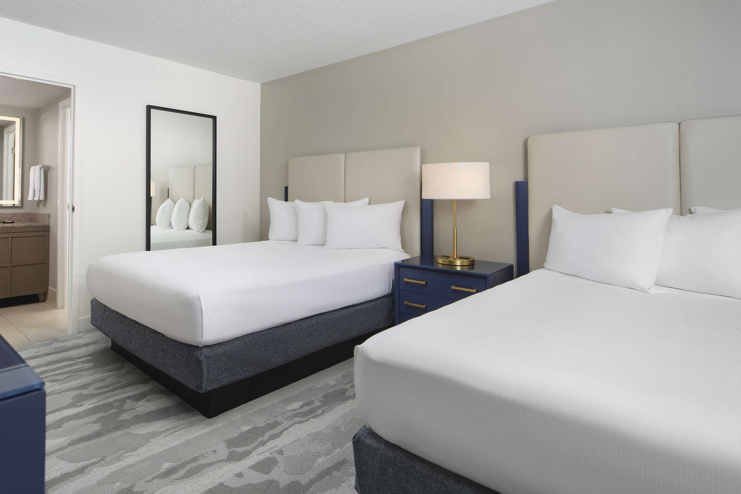 Guest room