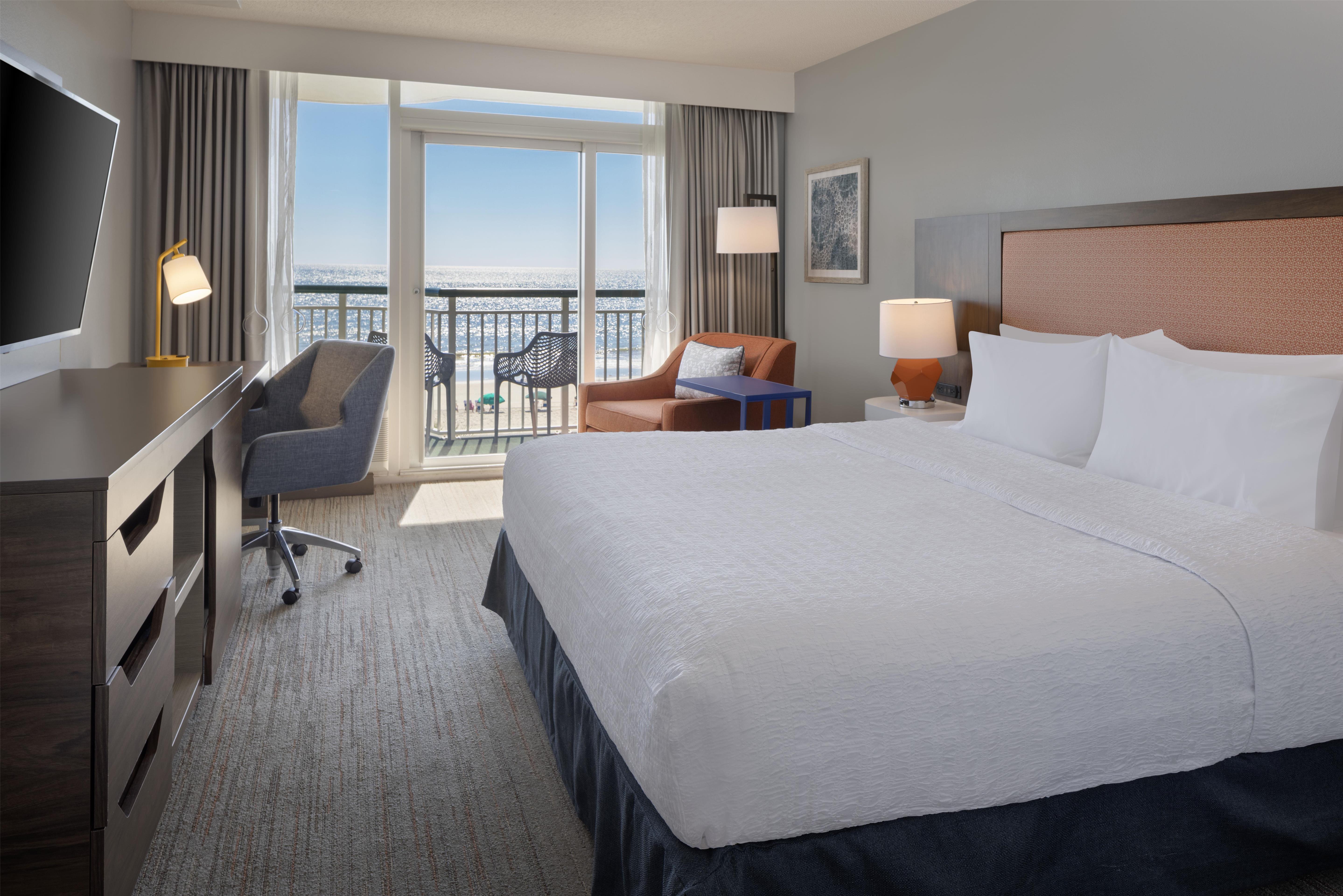 Hampton Inn & Suites Myrtle Beach Room Type - 1K OCNFRONT ACC TUB NS