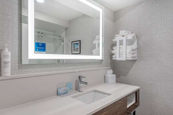  - Hampton Inn New Philadelphia