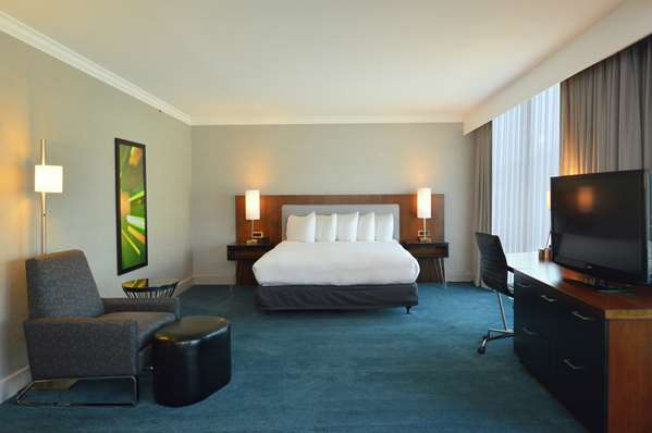  - DoubleTree by Hilton Hotel Newark
