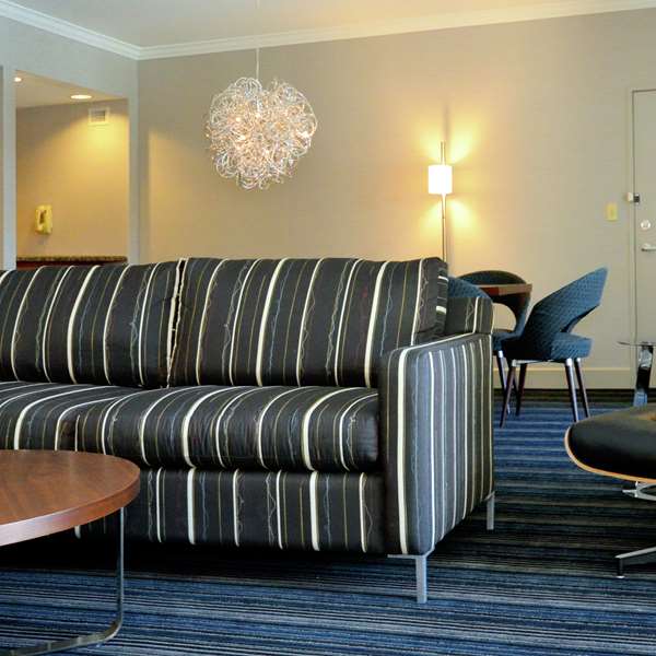  - DoubleTree by Hilton Hotel Newark