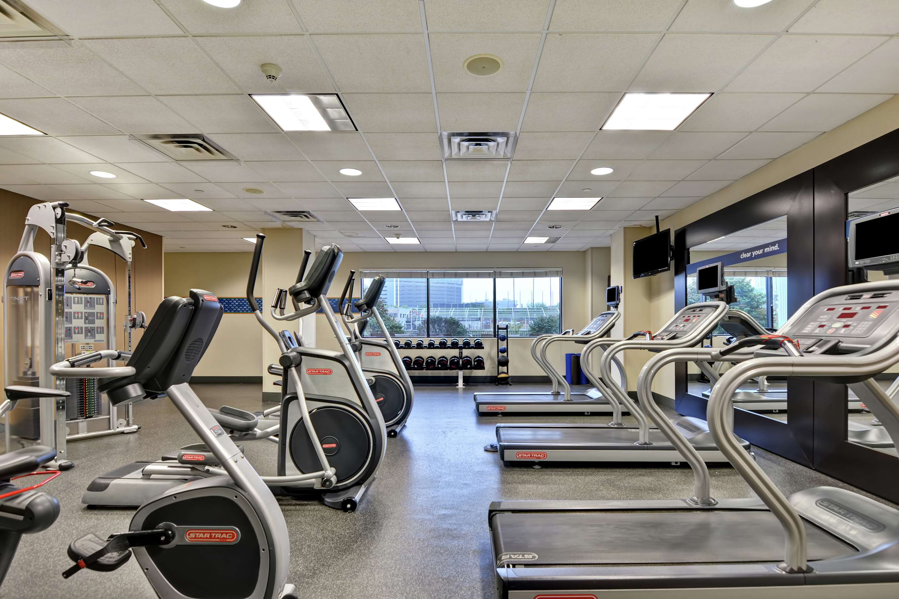 Health club fitness center gym | Hampton Inn & Suites Newark-Harrison-Riverwalk