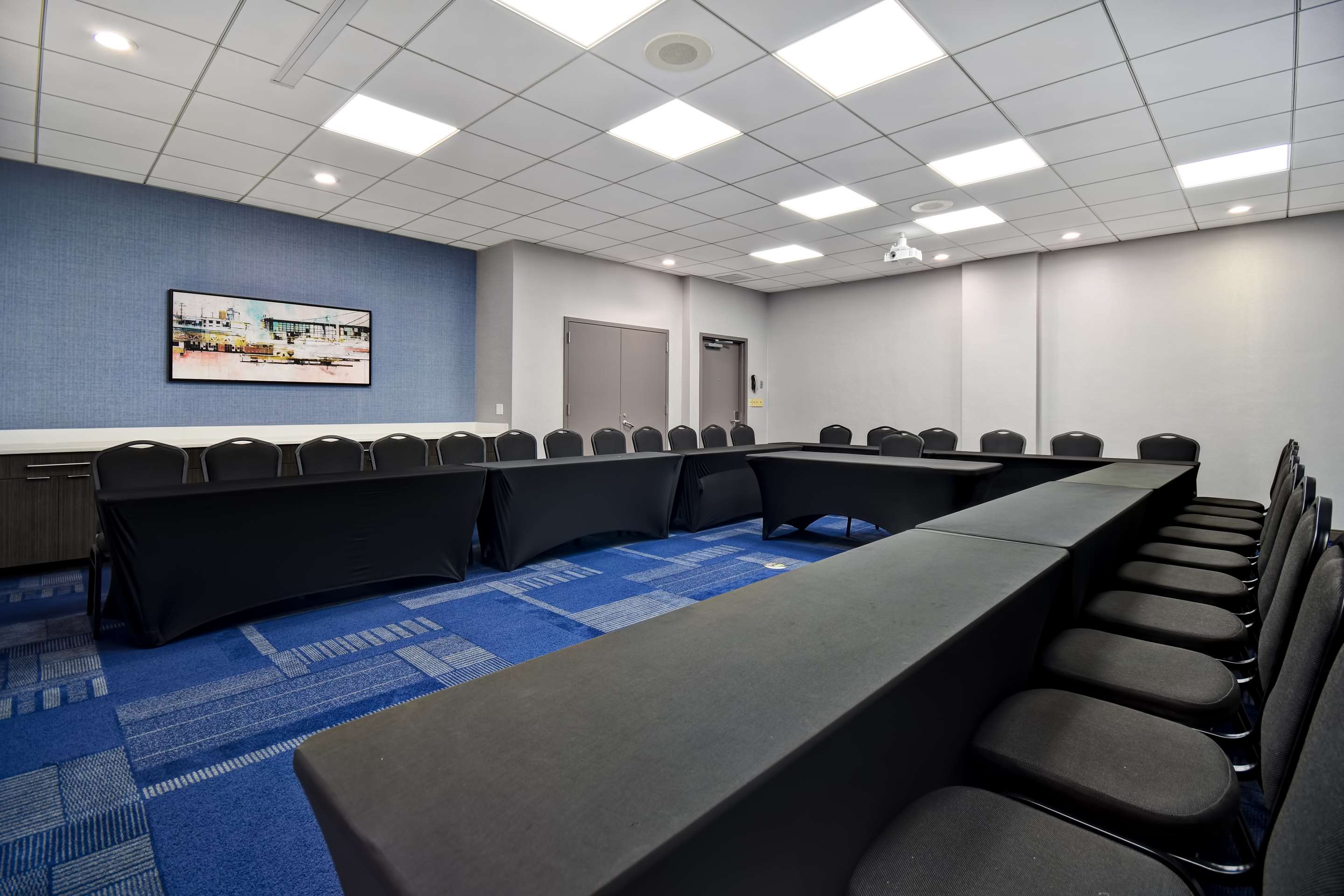 Meeting Room | Hampton Inn NY-JFK