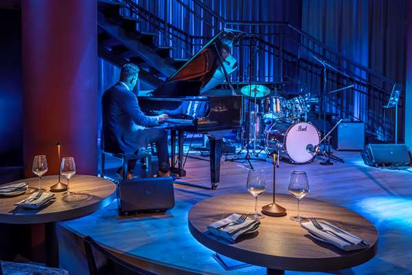 Bar - Hilton Hotel New York Fashion District New York